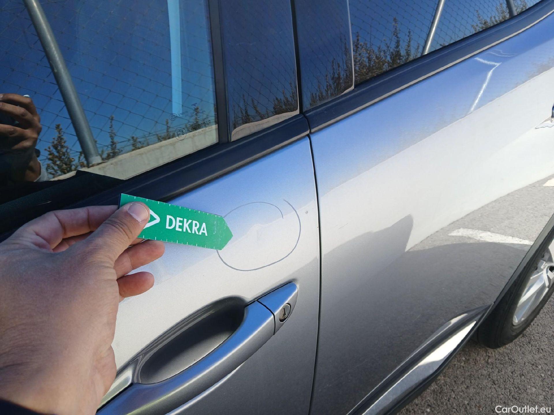  Peugeot  3008 PEUGEOT  / 2016 / 5P / todoterreno 1.5 BlueHDi 96kW (130CV) S&S Style #16