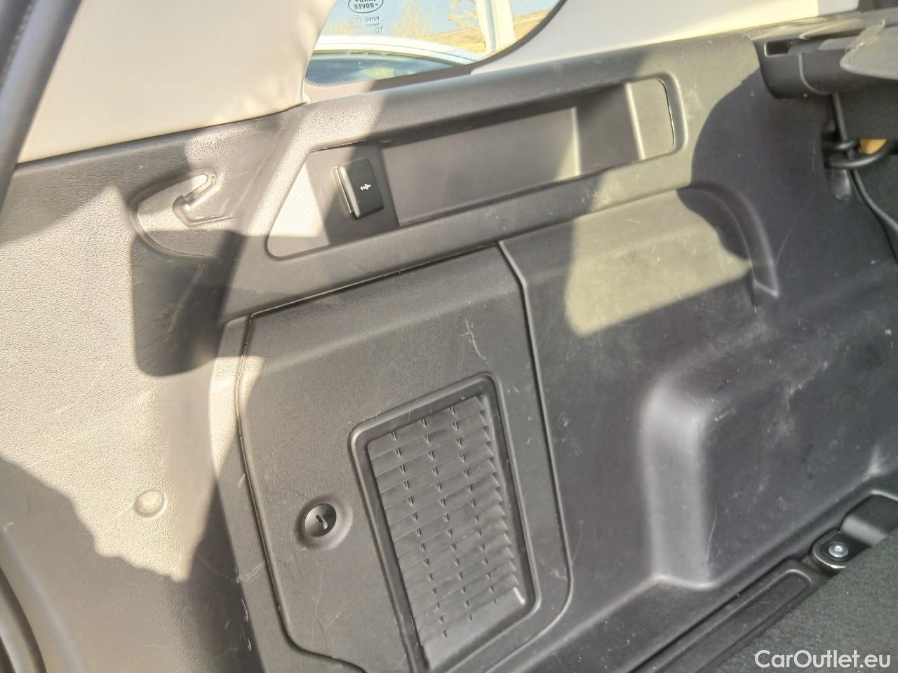  Land Rover  Discovery LAND ROVER  Sport / 2019 / 5P / todoterreno 2.0D I4- 150 PS AWD MHEV AT Standard #26