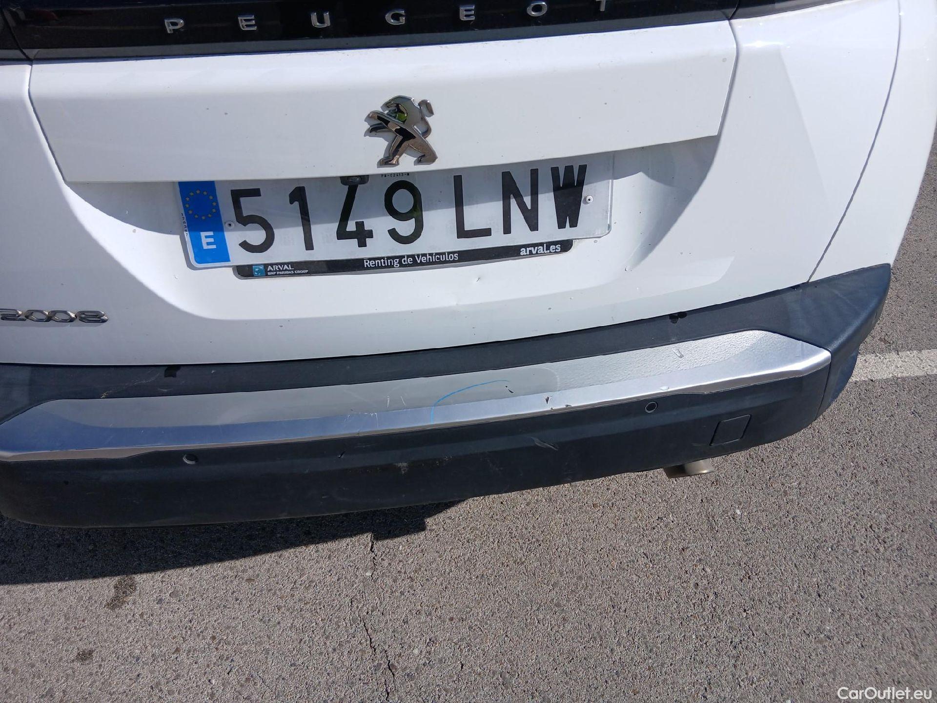  Peugeot  2008 PEUGEOT  / 2019 / 5P / todoterreno Allure Pack BlueHDI 81kW (110CV) (AC) #12