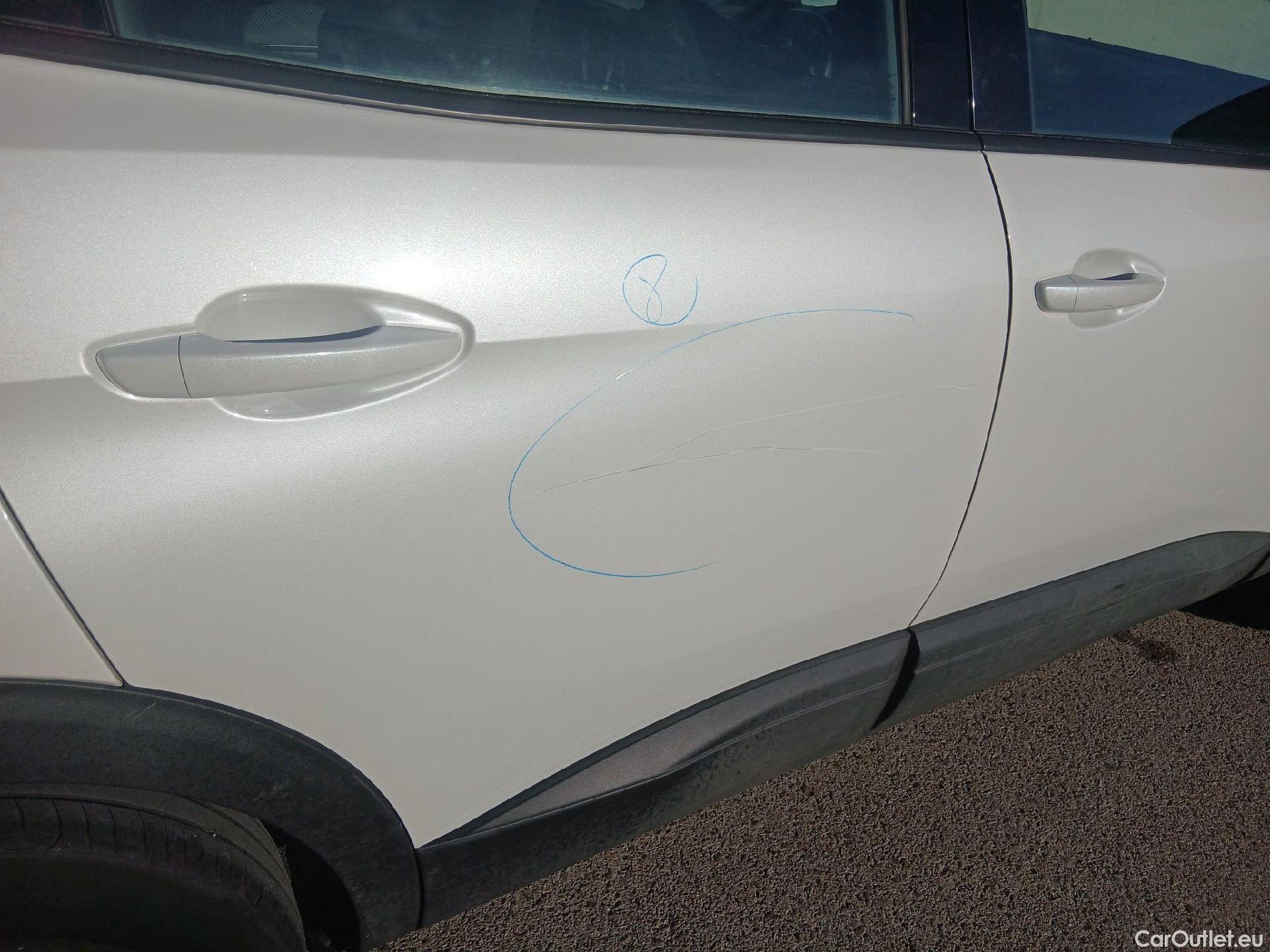  Peugeot  3008 PEUGEOT  / 2020 / 5P / todoterreno 1.5 BlueHDi 96kW (130CV) S&S Active Pack (CM) #32