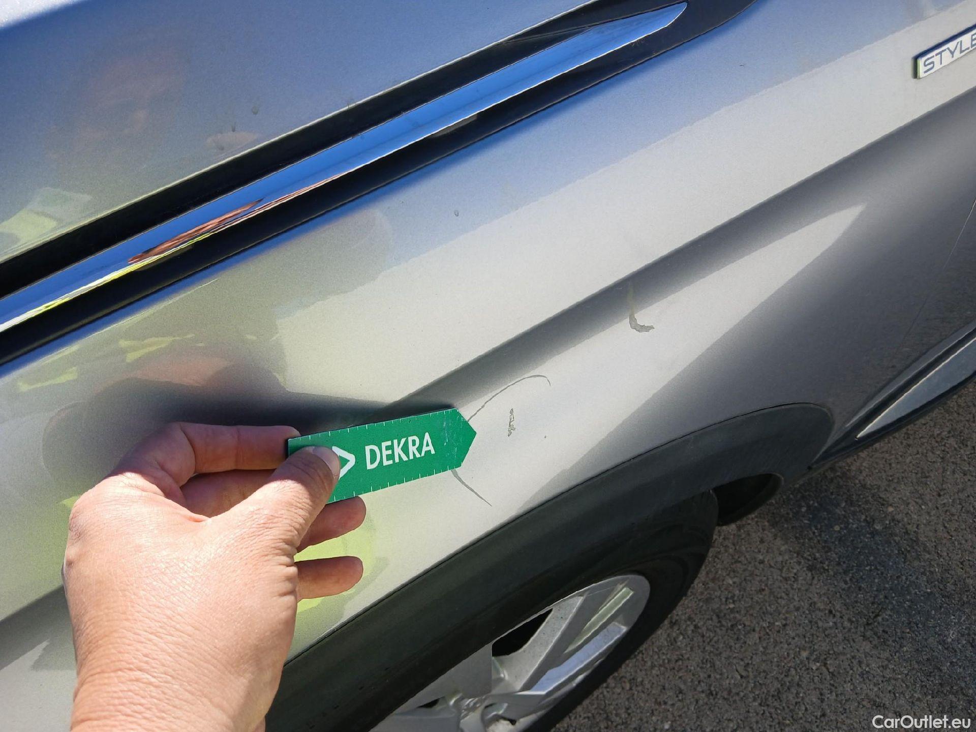  Peugeot  3008 PEUGEOT  / 2016 / 5P / todoterreno 1.5 BlueHDi 96kW (130CV) S&S Style #13