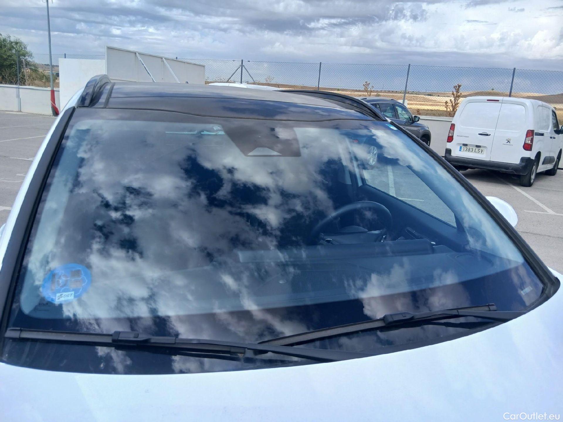  KIA  Sportage KIA  / 2022 / 5P / todoterreno 1.6 T-GDi PHEV 198kW (265CV) Tech 4X4 #9