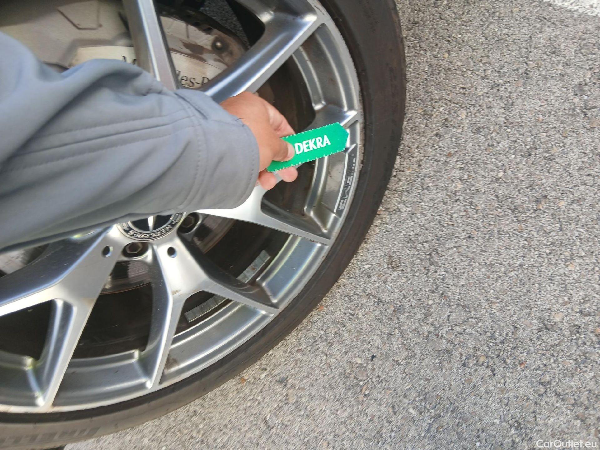  Mercedes  G-Klasee MERCEDES-BENZ Clase GLC / 2019 / 5P / todoterreno GLC 220 d 4MATIC (AC) #12