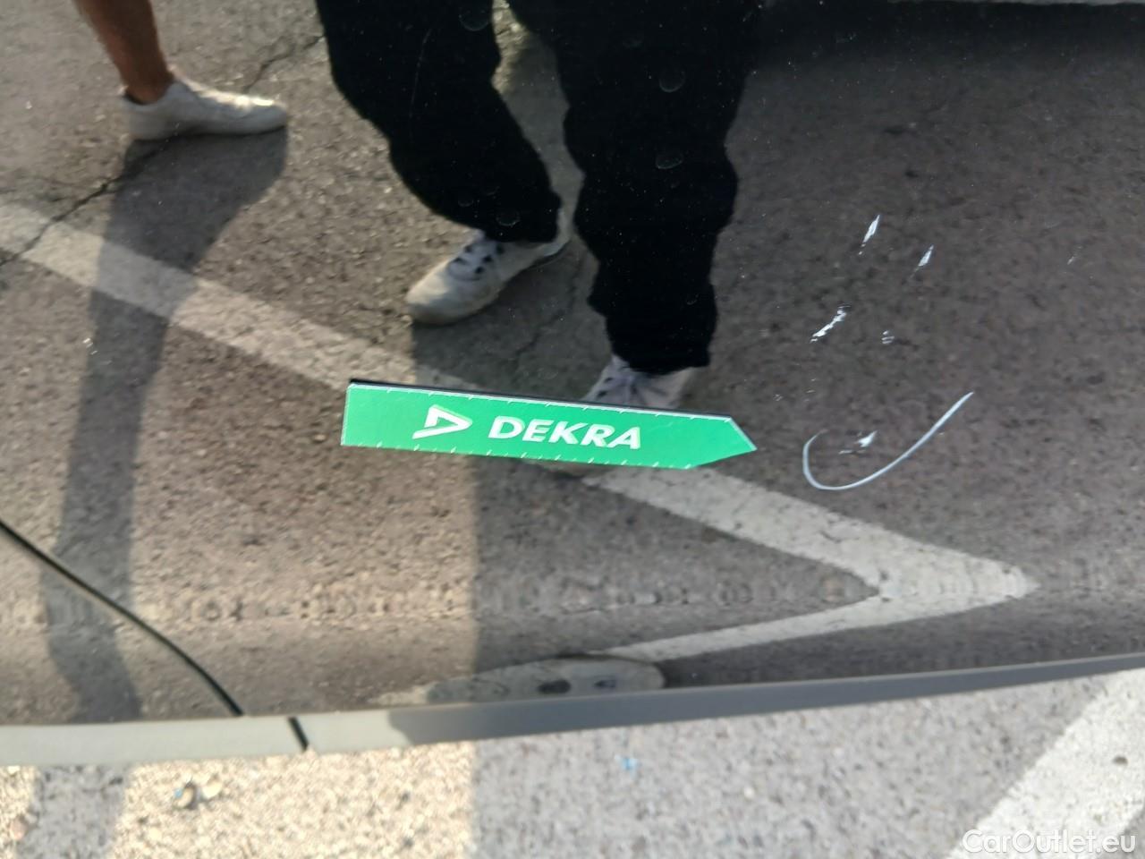  Land Rover  Discovery LAND ROVER  Sport / 2019 / 5P / todoterreno 2.0D I4- 150 PS AWD MHEV AT Standard #37