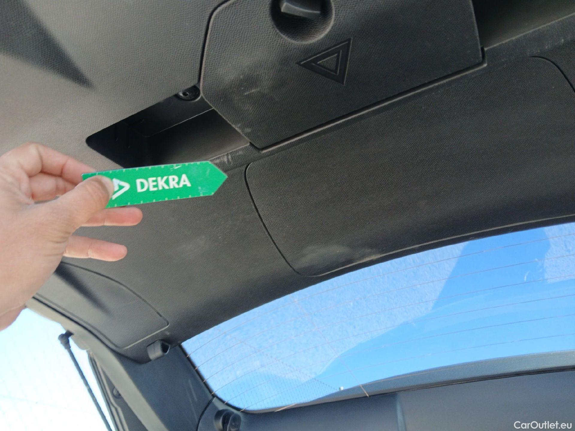  Peugeot  3008 PEUGEOT  / 2016 / 5P / todoterreno 1.5 BlueHDi 96kW (130CV) S&S Style #4