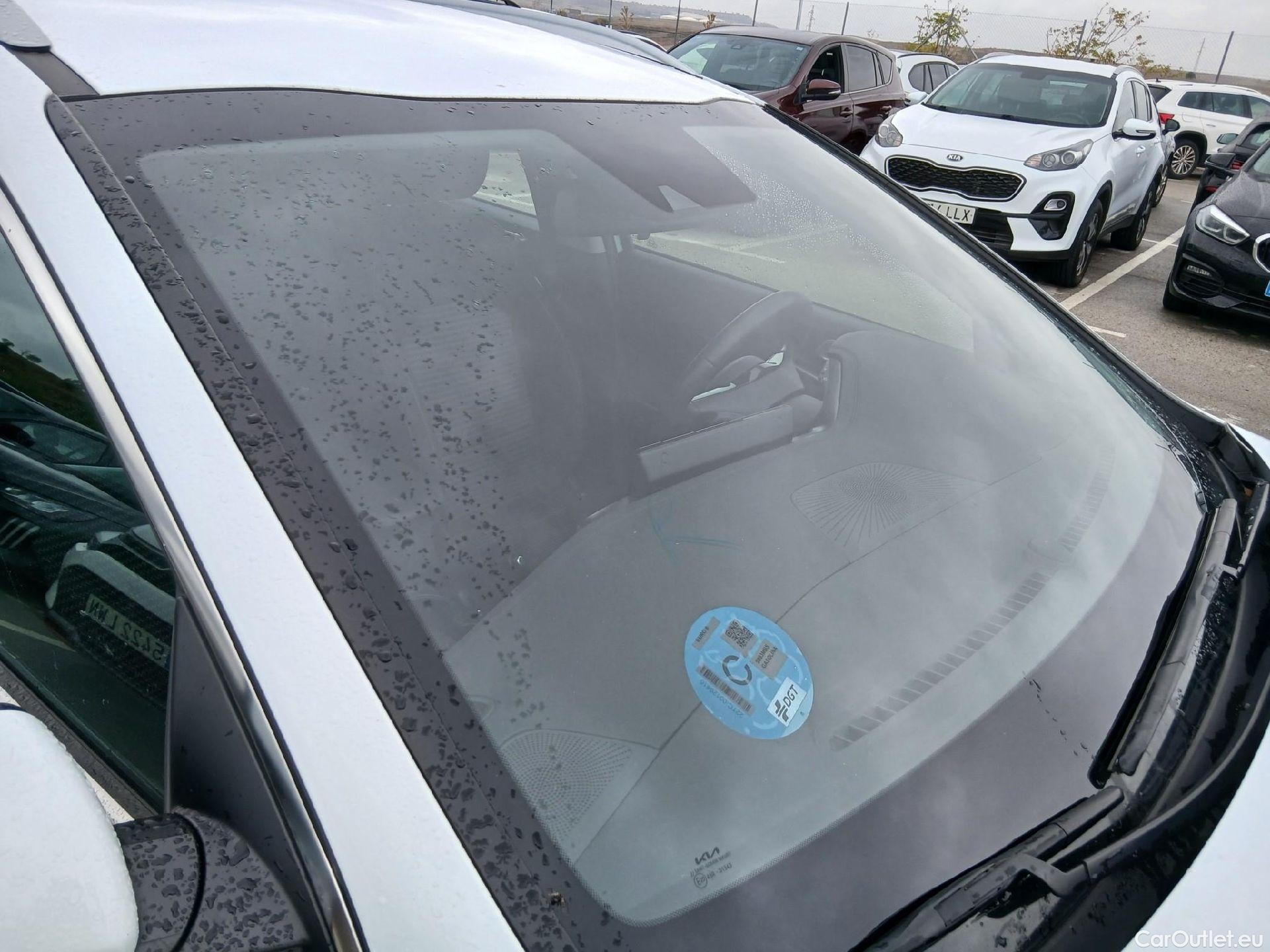  KIA  XCeed KIA  / 2019 / 5P / todoterreno 1.0 T-GDi Drive 88kW (120CV) #3