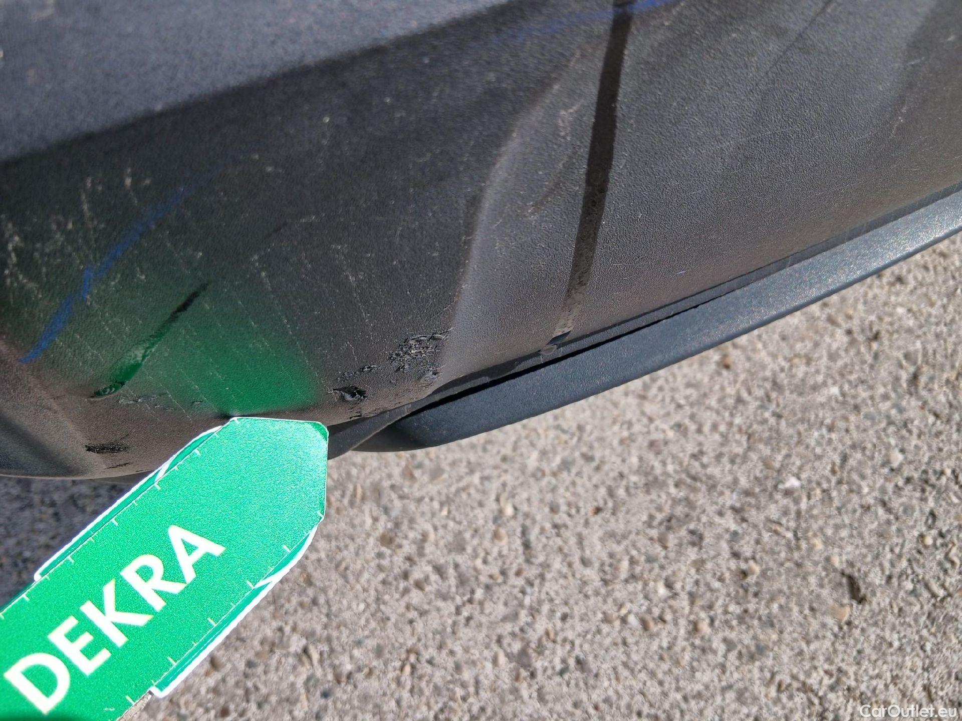  Peugeot  3008 PEUGEOT  / 2016 / 5P / todoterreno 1.5L BlueHDi 96kW (130CV) S&S Active (AC2) #22