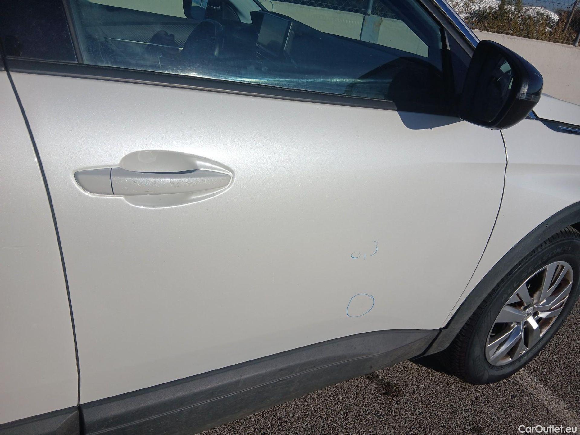  Peugeot  3008 PEUGEOT  / 2020 / 5P / todoterreno 1.5 BlueHDi 96kW (130CV) S&S Active Pack (CM) #37