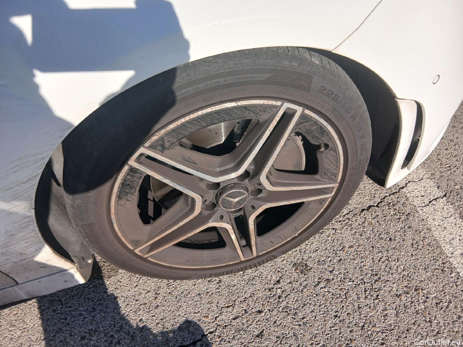 Mercedes  CLA-Klasse Clase CLA CLA 200 d (118.612)AMG AMG Line 150CV AT8 E6d #4