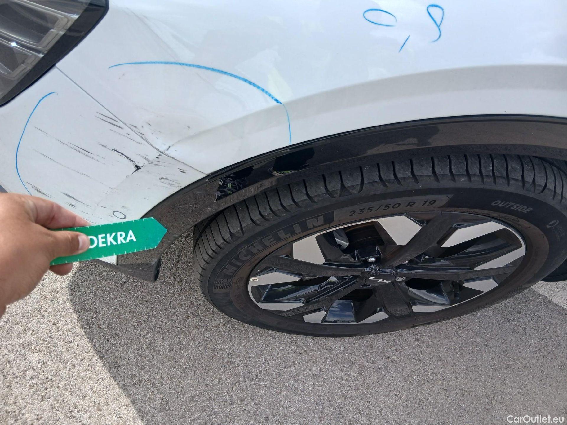  KIA  Sportage KIA  / 2022 / 5P / todoterreno 1.6 T-GDi PHEV 198kW (265CV) Tech 4X4 #11