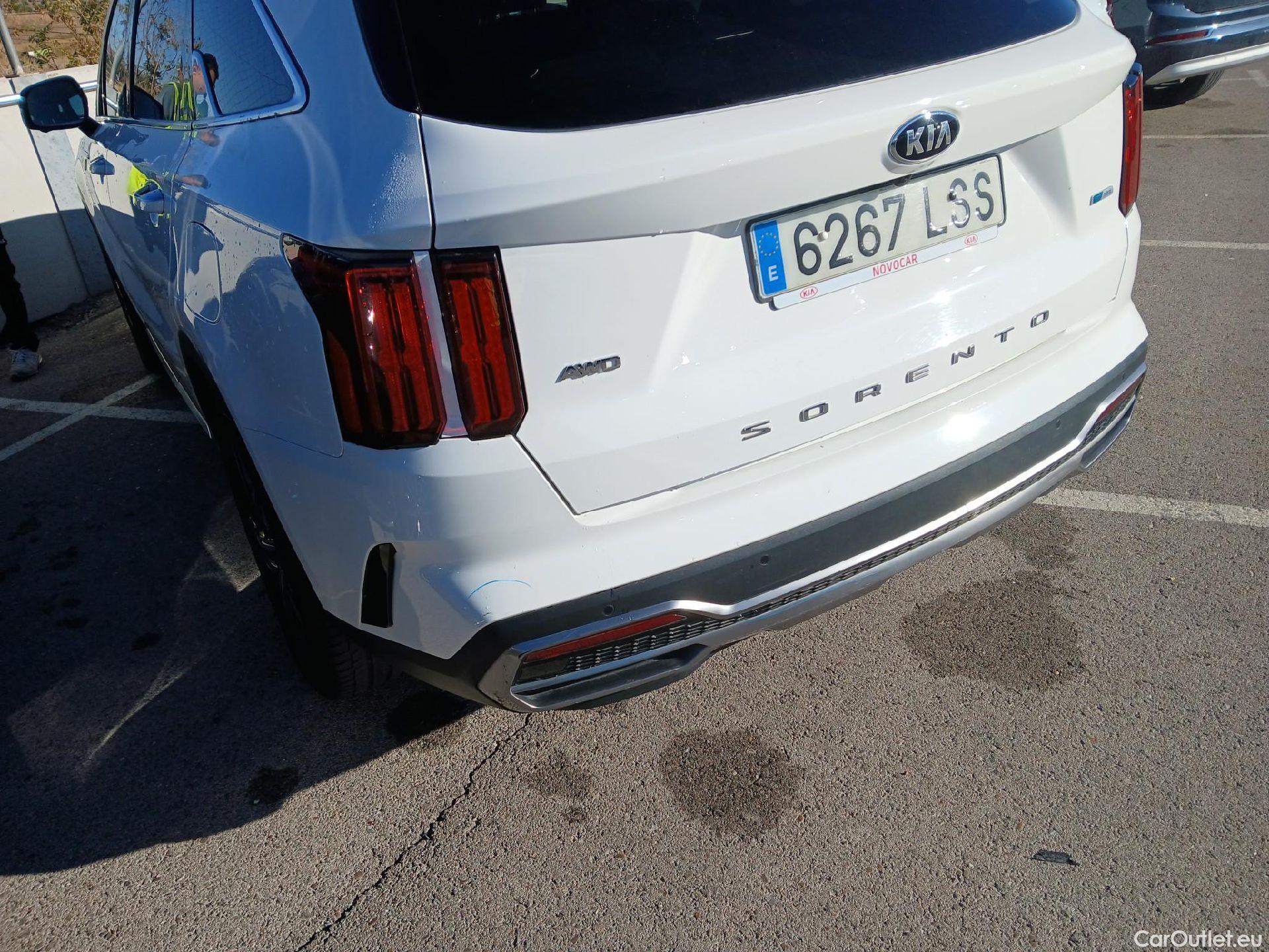  KIA  Sorento KIA  / 2020 / 5P / todoterreno 1.6 T-GDi HEV Emotion 4x4 7pl #17