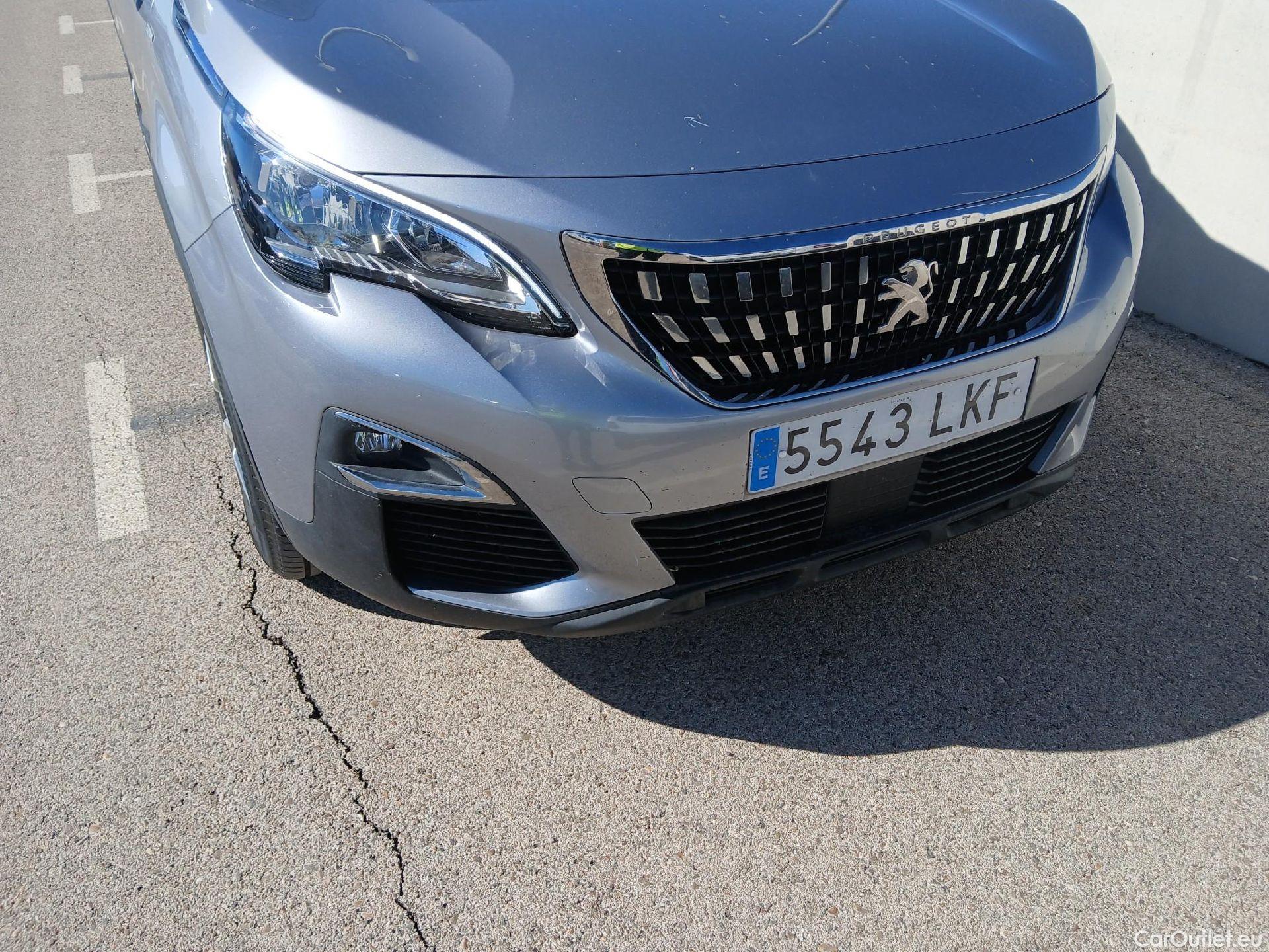  Peugeot  3008 PEUGEOT  / 2016 / 5P / todoterreno 1.5 BlueHDi 96kW (130CV) S&S Style #9