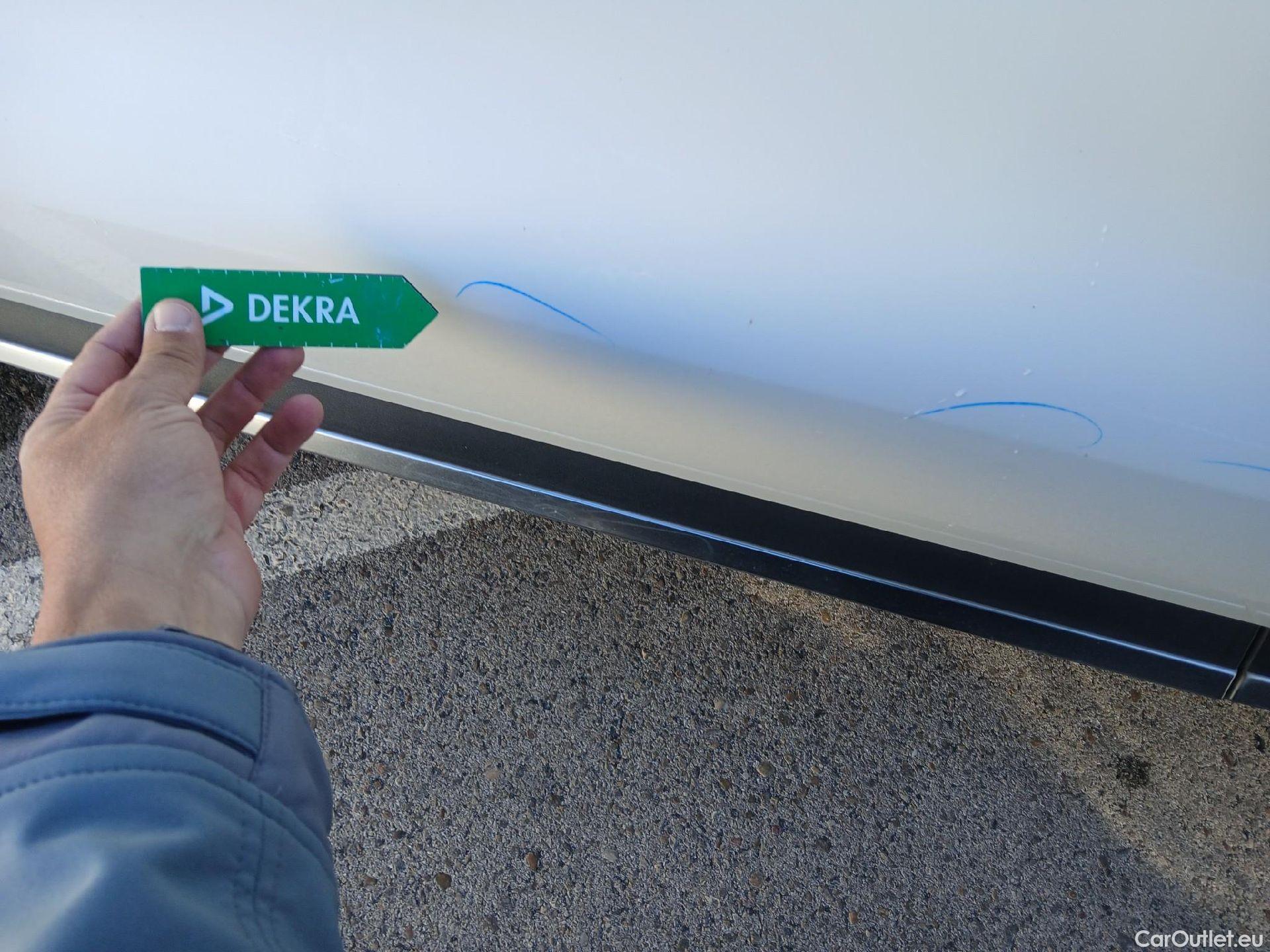  KIA  Sorento KIA  / 2020 / 5P / todoterreno 1.6 T-GDi HEV Emotion 4x4 7pl #16