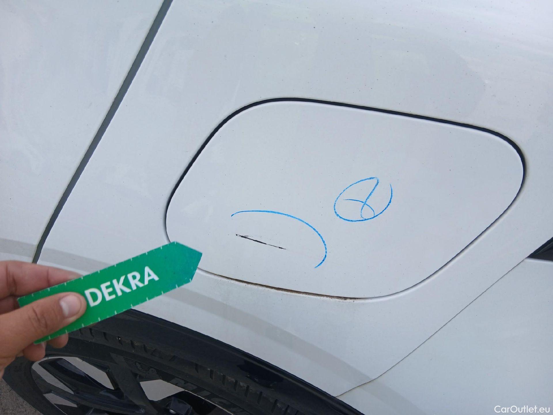  KIA  Sportage KIA  / 2022 / 5P / todoterreno 1.6 T-GDi PHEV 198kW (265CV) Tech 4X4 #14