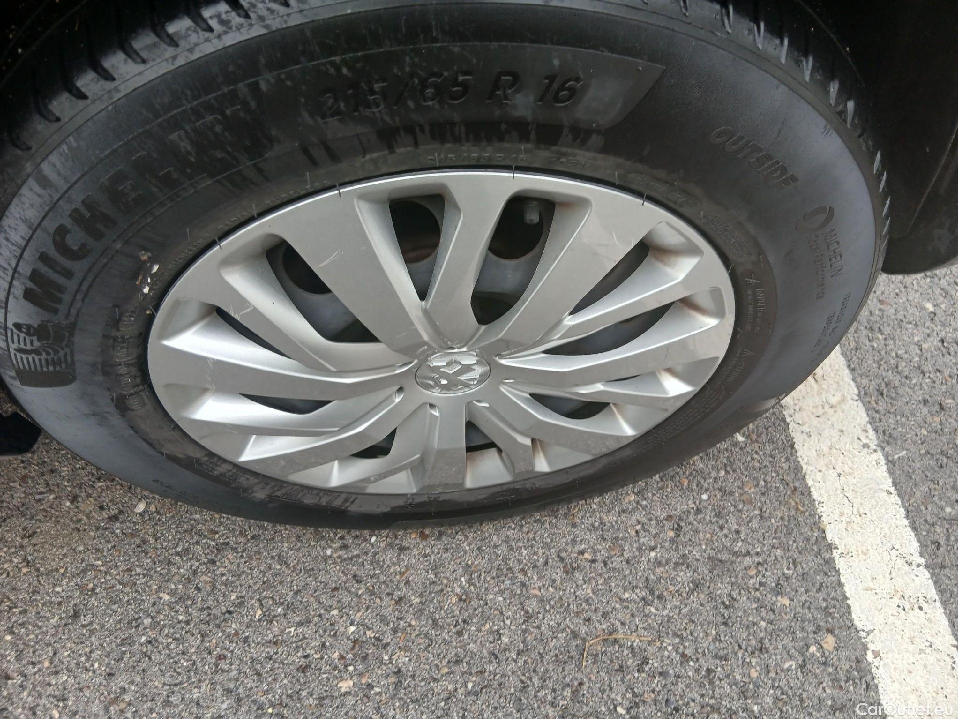  Peugeot  RIFTER  Active Standard 1.5 HDi 100CV MT6 E6dT #33