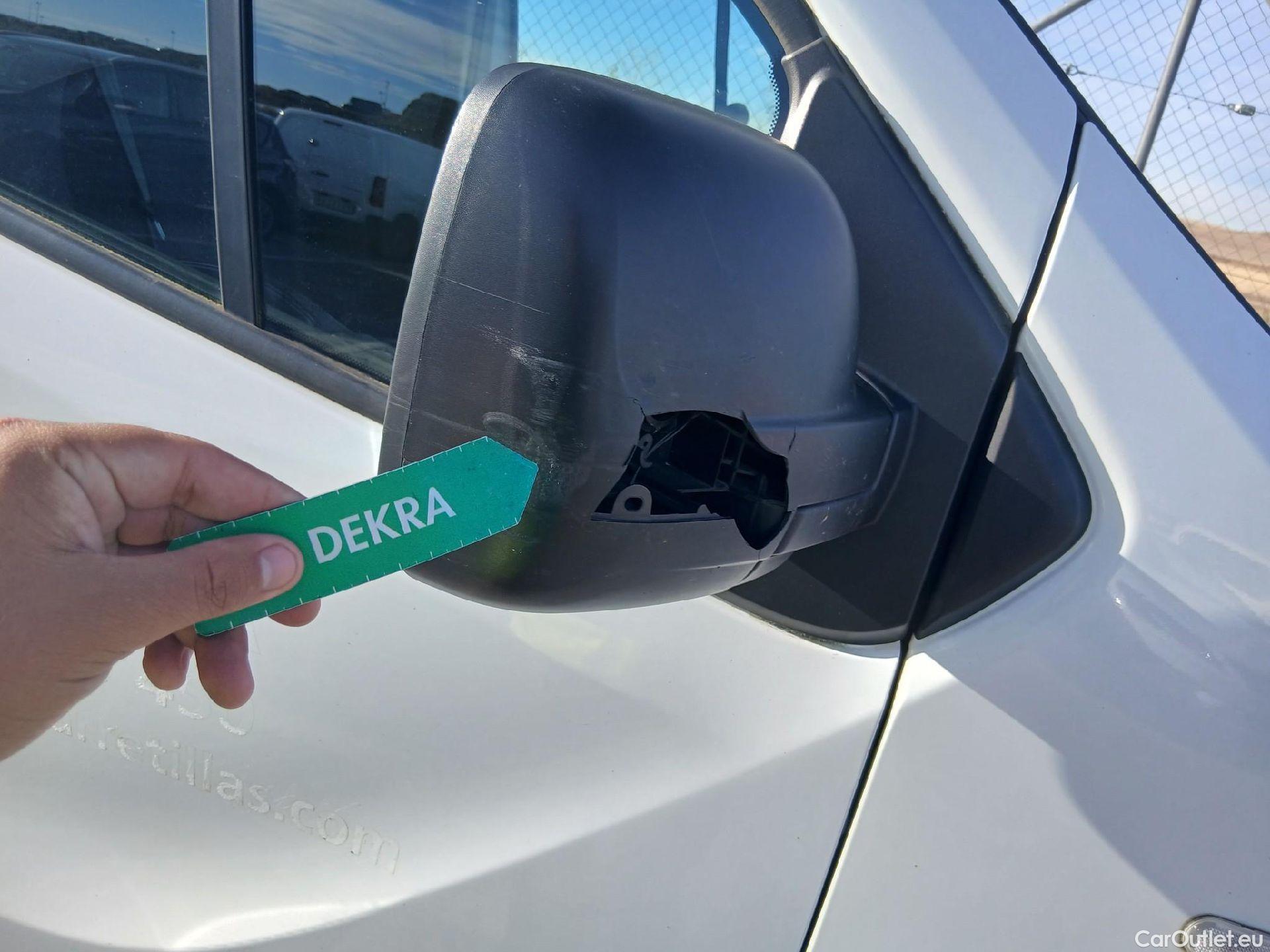  Opel  Vivaro  B Furgón/Combi Furgón L2H1 2.9T Expression 1.6 CDTI 115CV MT6 E5 #46