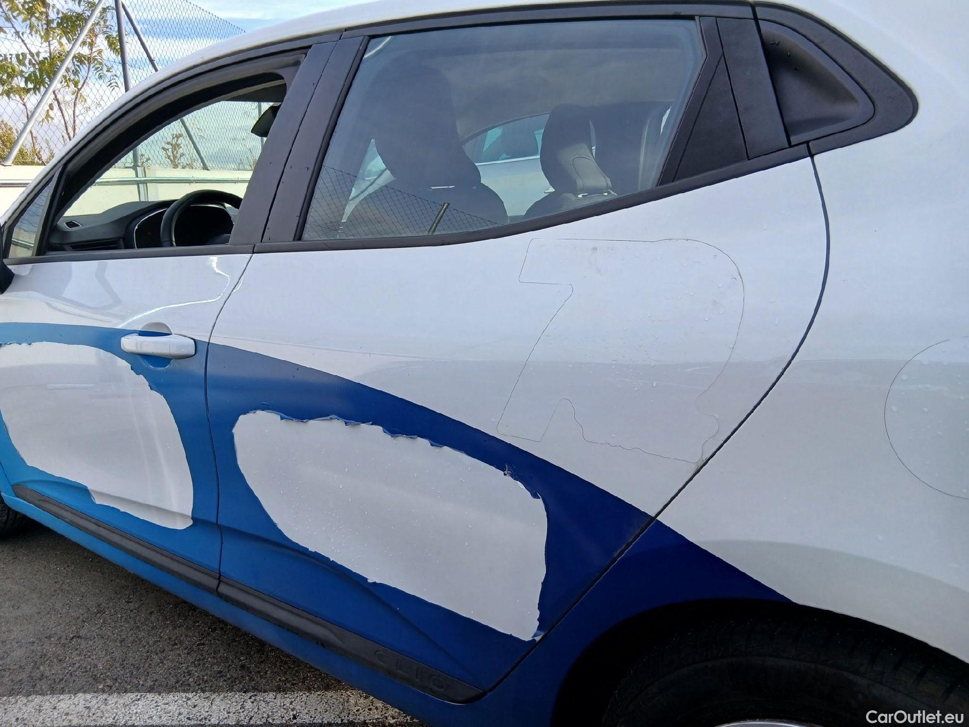  Renault  Clio RENAULT  / 2019 / 5P / berlina con portón Business TCe 74 kW (100CV) GLP #18