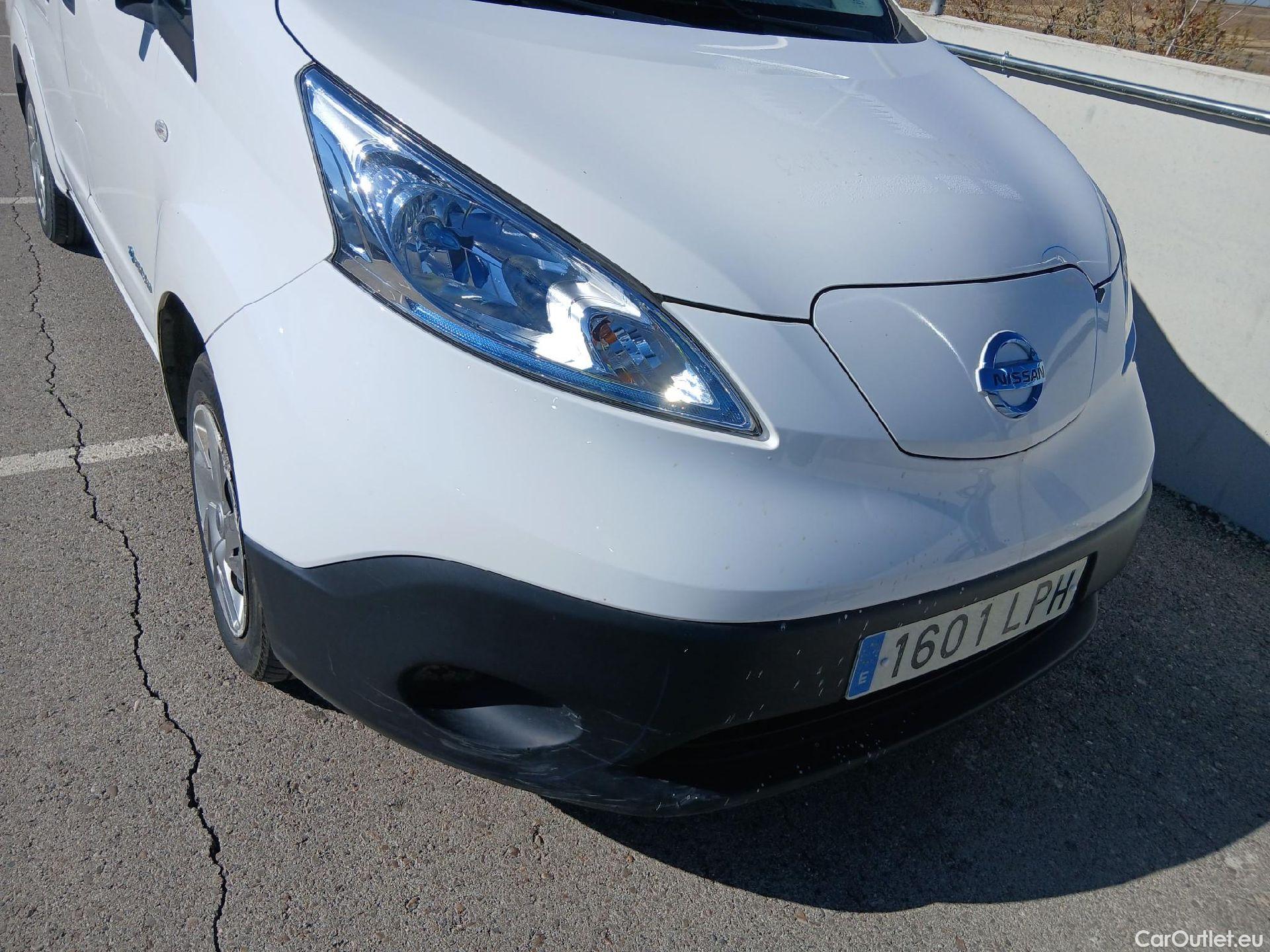  Nissan  NV200 NISSAN e- / 2009 / 4P / furgón Furgón 4p 40 kWh PROFESIONAL #18