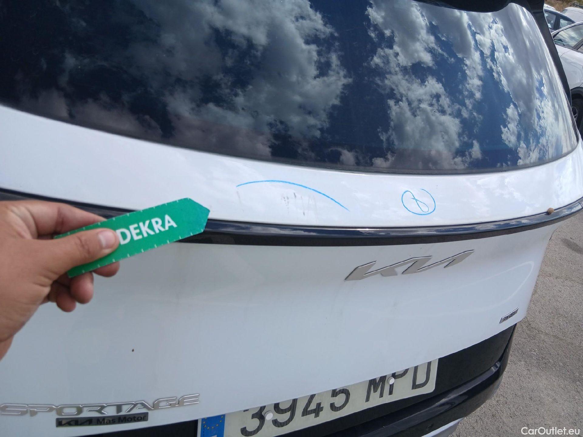  KIA  Sportage KIA  / 2022 / 5P / todoterreno 1.6 T-GDi PHEV 198kW (265CV) Tech 4X4 #21