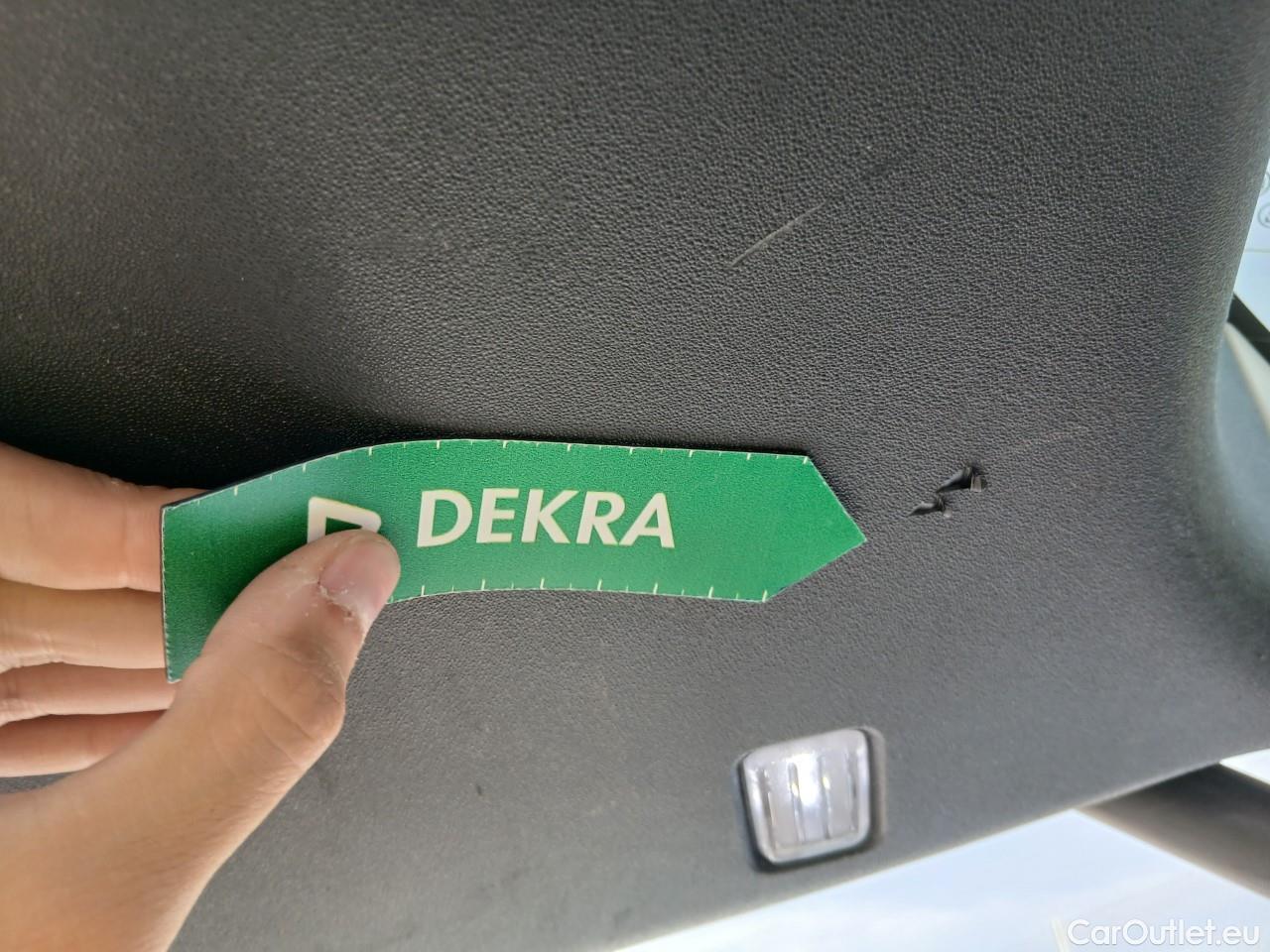  Land Rover  Discovery LAND ROVER  Sport / 2019 / 5P / todoterreno 2.0D I4- 150 PS AWD MHEV AT Standard #24