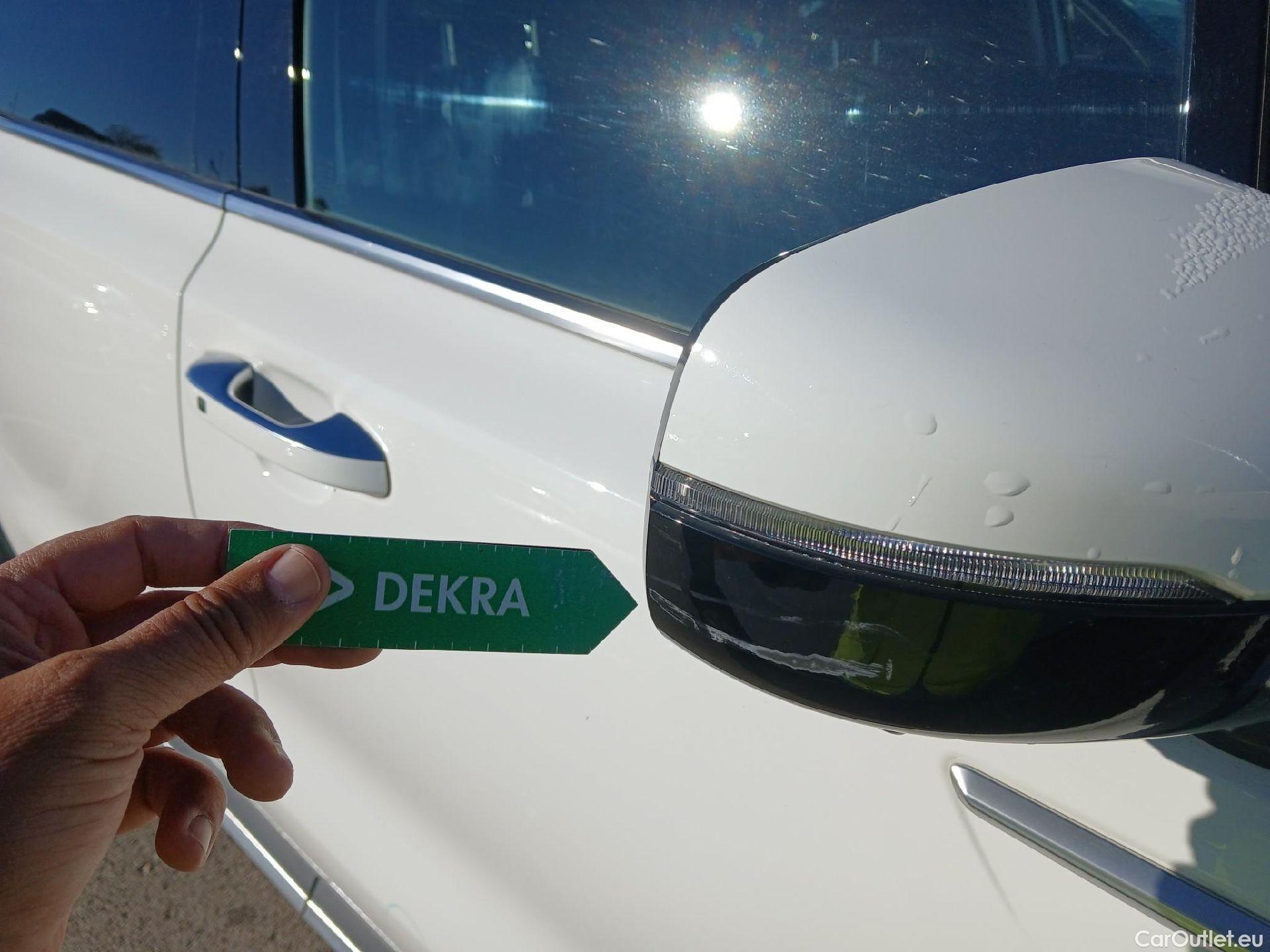  KIA  Sorento KIA  / 2020 / 5P / todoterreno 1.6 T-GDi HEV Emotion 4x4 7pl #31