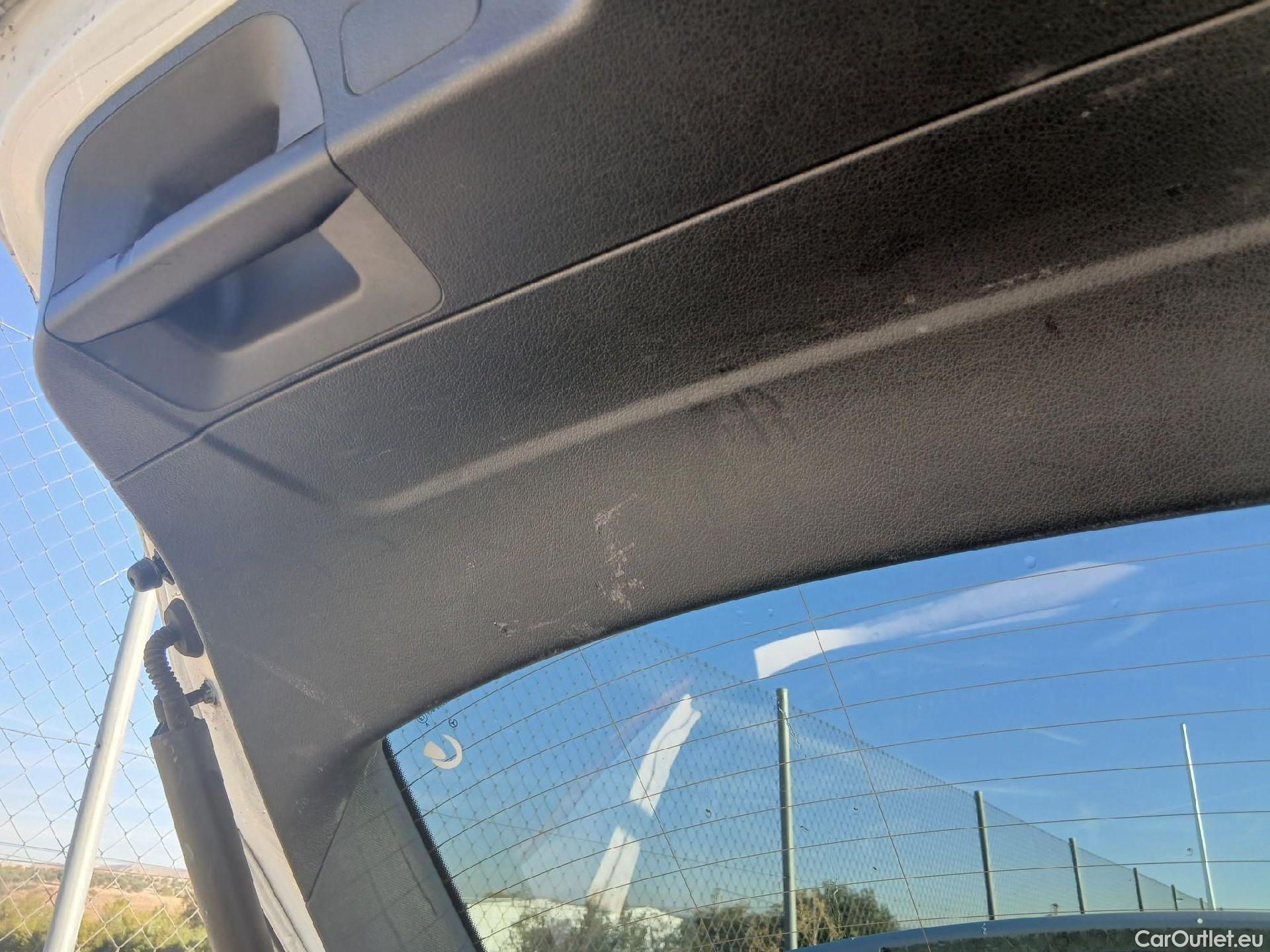 Mercedes  CLA-Klasse Clase CLA CLA 200 d (118.612)AMG AMG Line 150CV AT8 E6d #6