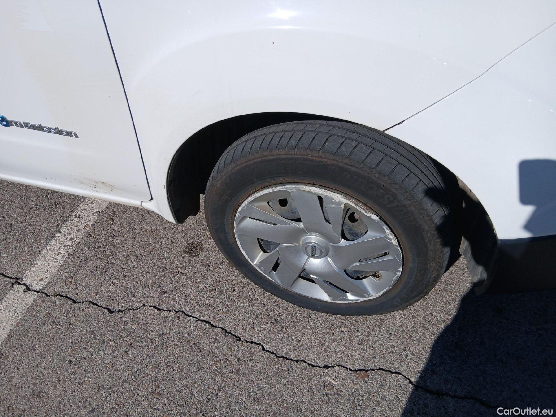  Nissan  NV200 NISSAN e- / 2009 / 4P / furgón Furgón 4p 40 kWh PROFESIONAL #13