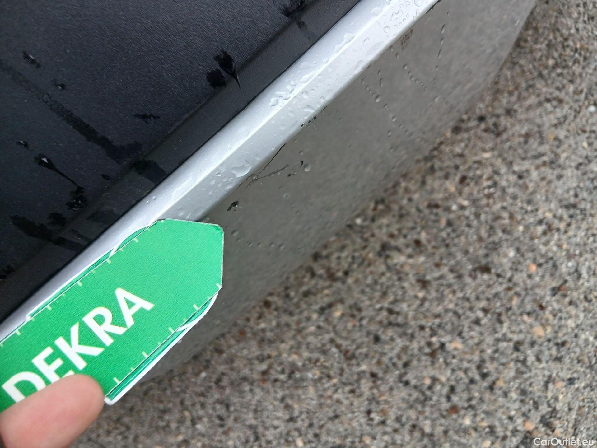  KIA  XCeed KIA  / 2019 / 5P / todoterreno 1.0 T-GDi Drive 88kW (120CV) #5