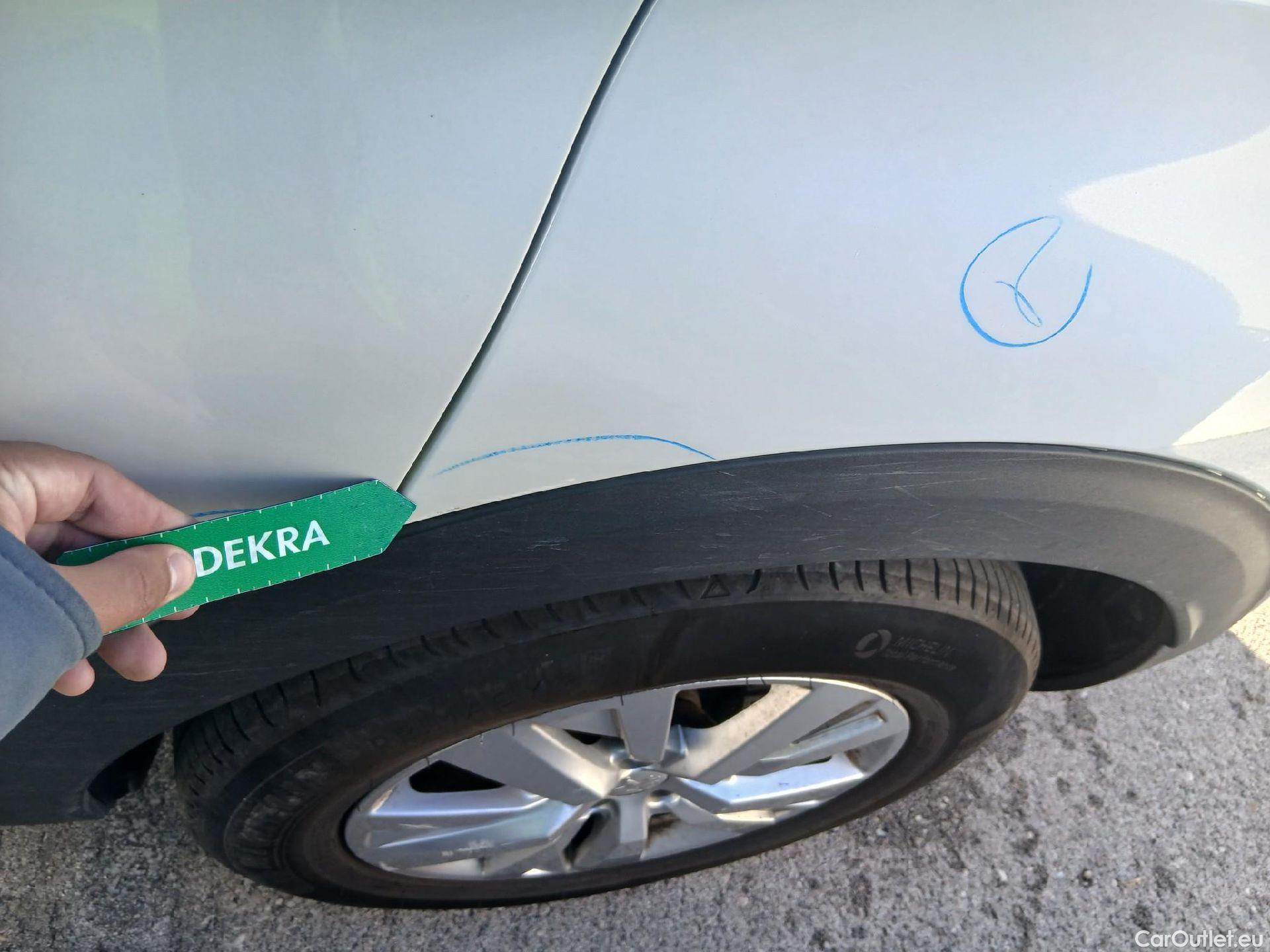  Peugeot  3008 PEUGEOT  / 2020 / 5P / todoterreno 1.5 BlueHDi 96kW (130CV) S&S Active Pack (CM) #24