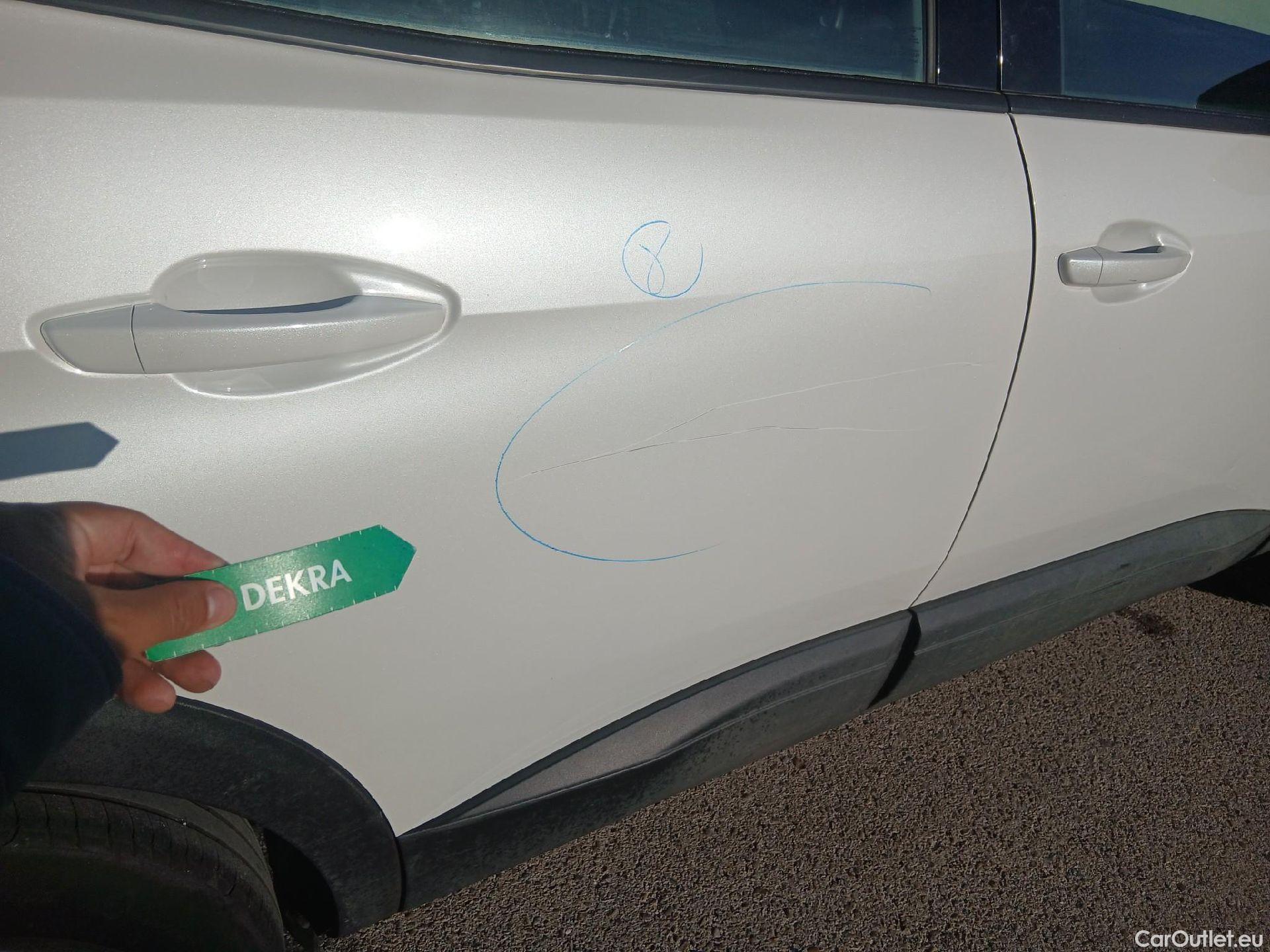  Peugeot  3008 PEUGEOT  / 2020 / 5P / todoterreno 1.5 BlueHDi 96kW (130CV) S&S Active Pack (CM) #33