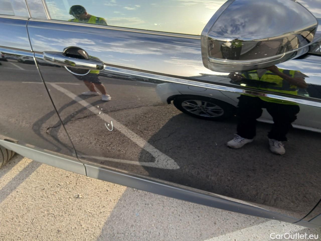  Land Rover  Discovery LAND ROVER  Sport / 2019 / 5P / todoterreno 2.0D I4- 150 PS AWD MHEV AT Standard #38