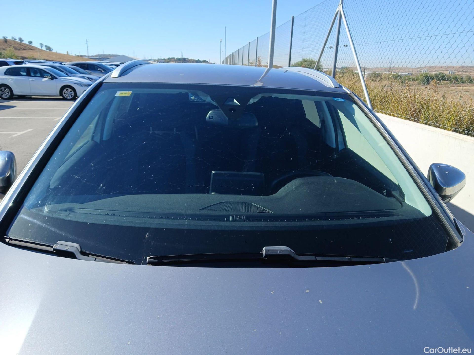  Peugeot  3008 PEUGEOT  / 2016 / 5P / todoterreno 1.5 BlueHDi 96kW (130CV) S&S Style #12