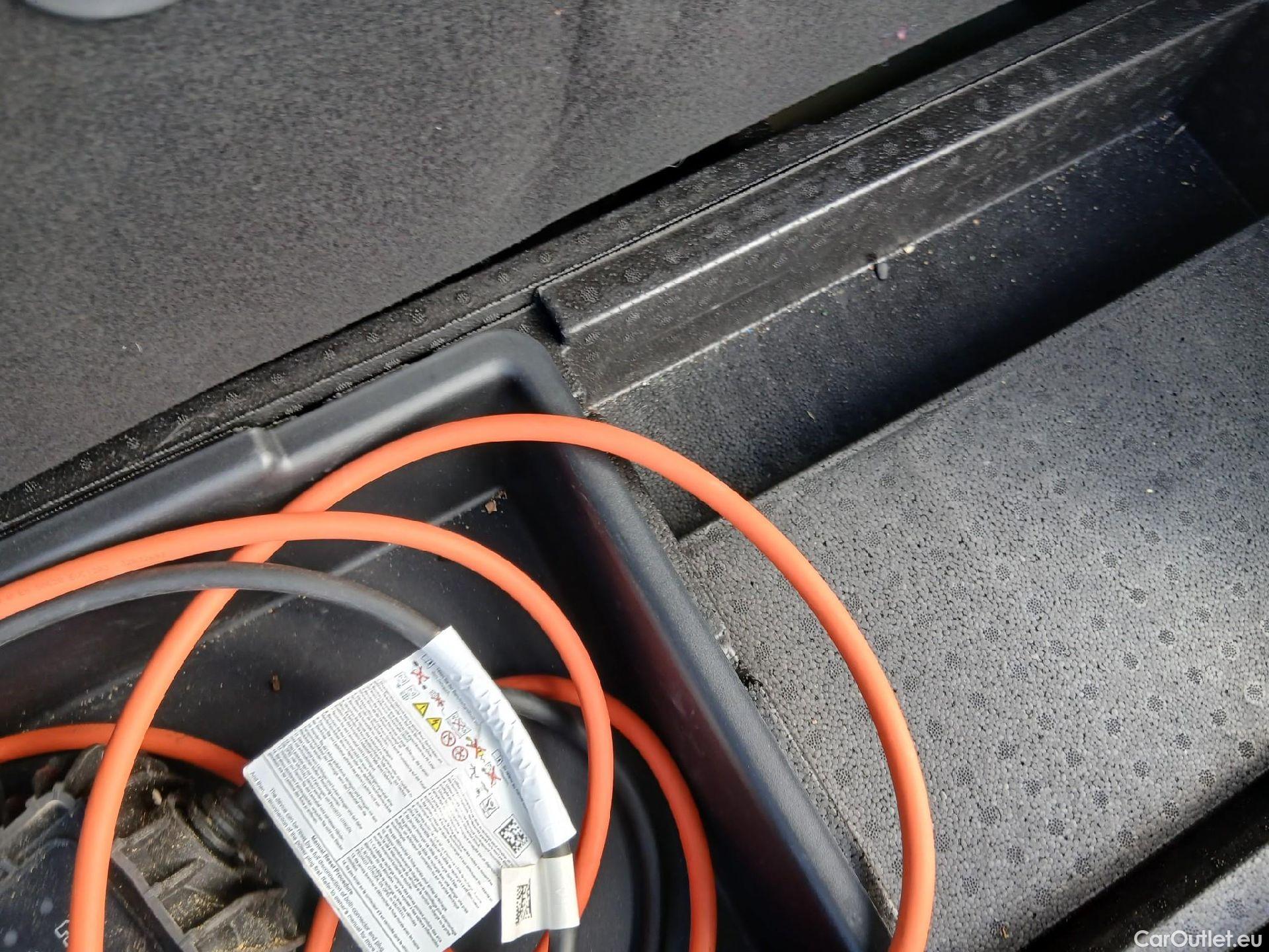  Opel   Grandland X Grandland X Plug-in-Hybrid Ultimate 1.6 180CV AT8 #4