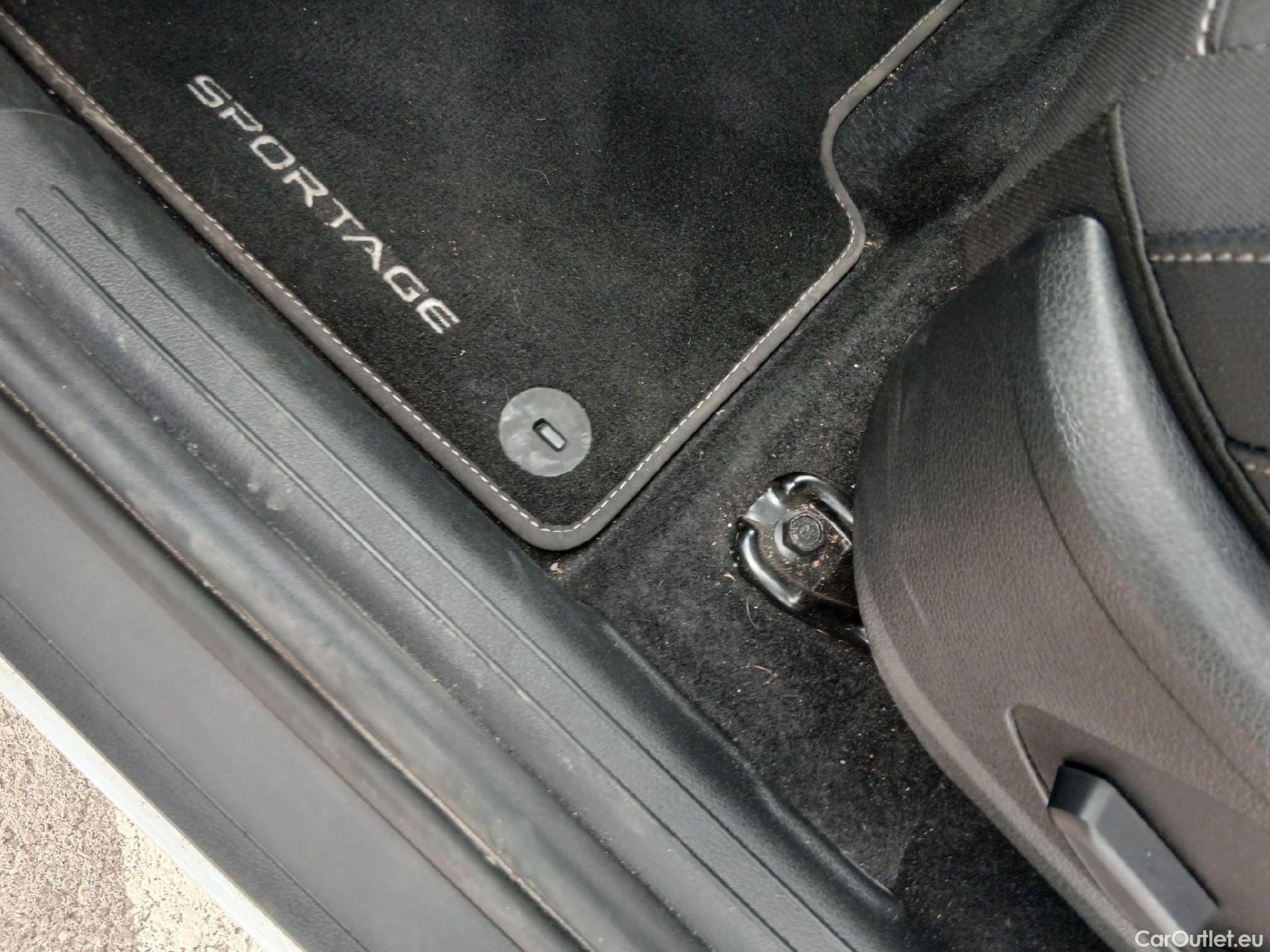  KIA  Sportage KIA  / 2022 / 5P / todoterreno 1.6 T-GDi PHEV 198kW (265CV) Tech 4X4 #5