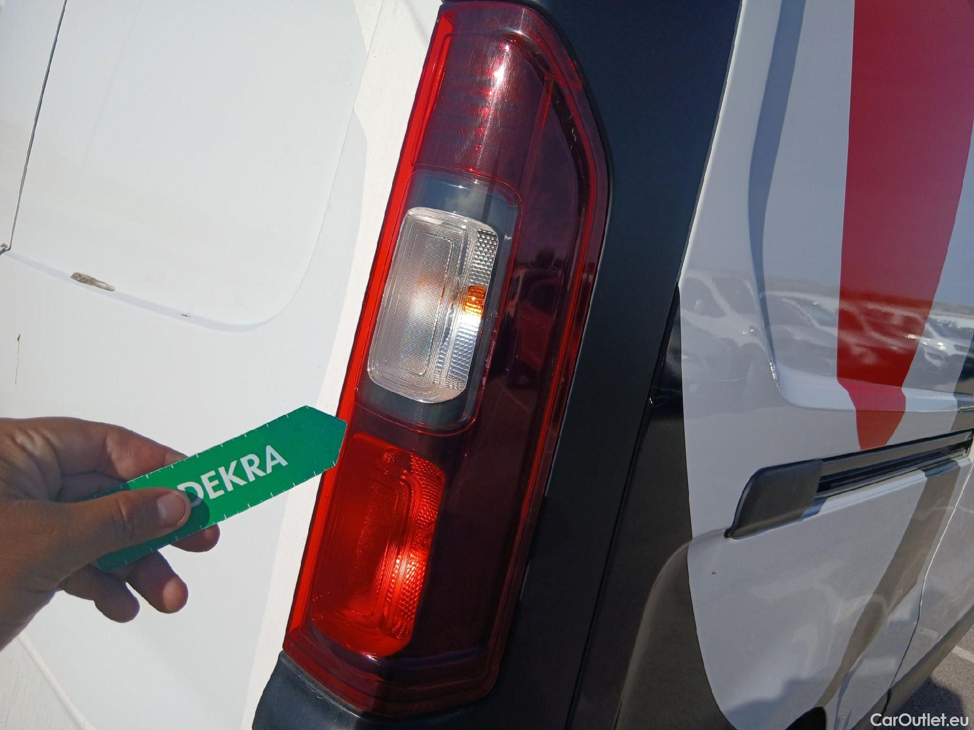  Opel  Vivaro  B Furgón/Combi Furgón L2H1 2.9T Expression 1.6 CDTI 115CV MT6 E5 #28