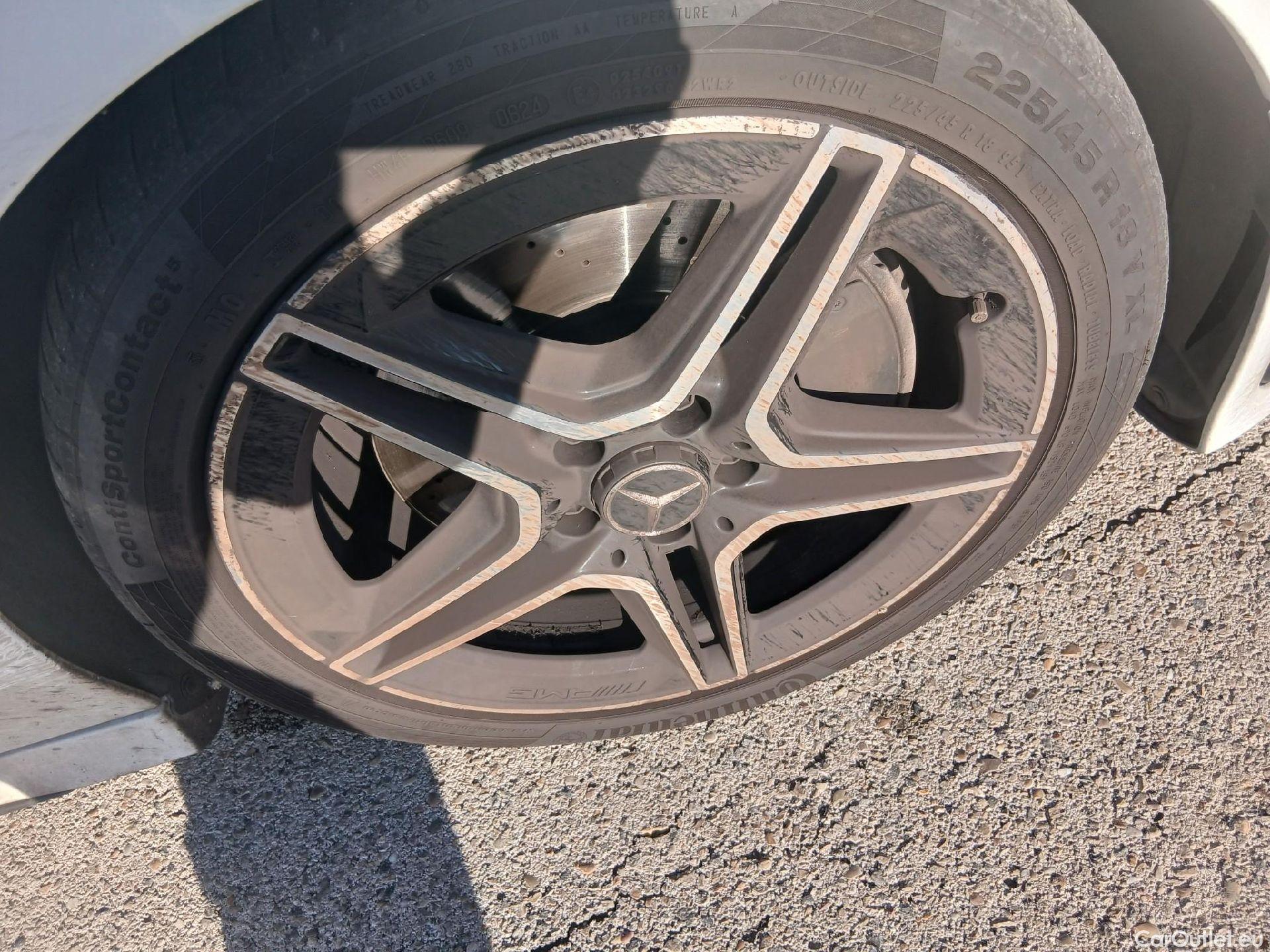 Mercedes  CLA-Klasse Clase CLA CLA 200 d (118.612)AMG AMG Line 150CV AT8 E6d #31