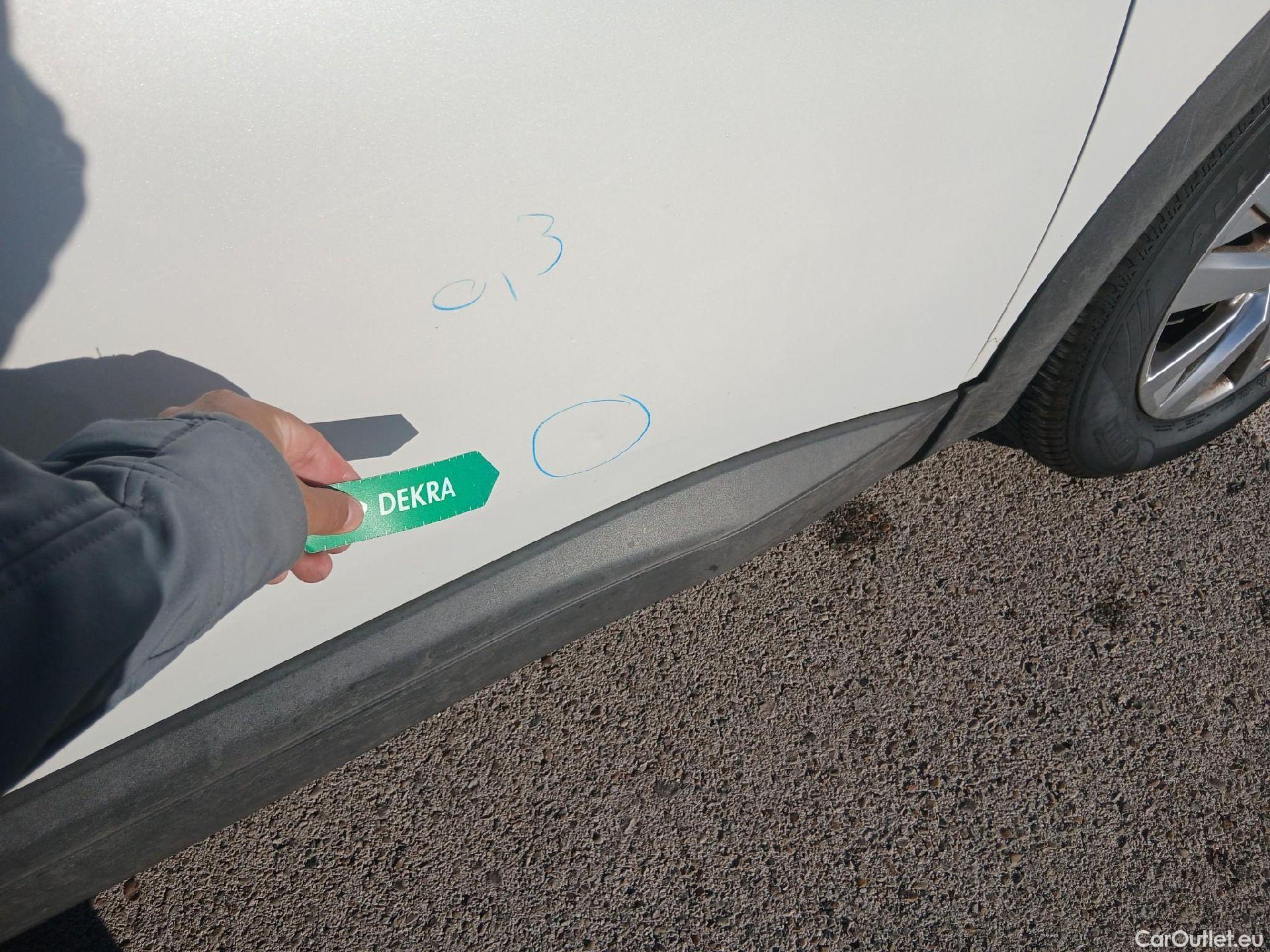  Peugeot  3008 PEUGEOT  / 2020 / 5P / todoterreno 1.5 BlueHDi 96kW (130CV) S&S Active Pack (CM) #36