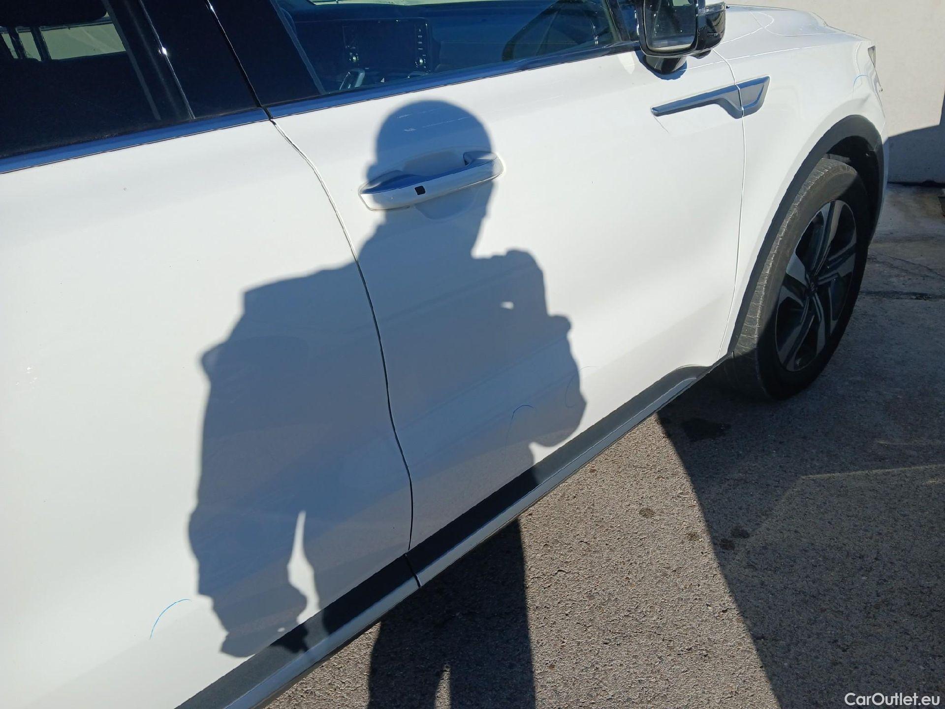  KIA  Sorento KIA  / 2020 / 5P / todoterreno 1.6 T-GDi HEV Emotion 4x4 7pl #26