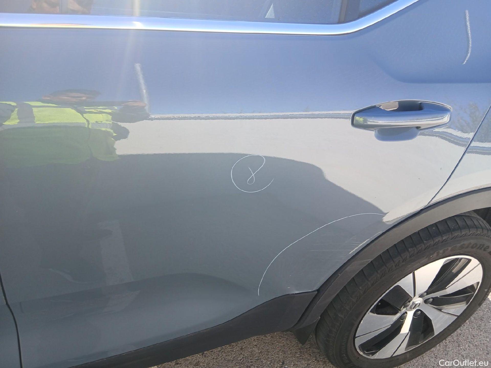  Volvo  XC 40 VOLVO XC40 / 2021 / 5P / todoterreno 1.5 T4 Recharge PHEV Essential Auto #31