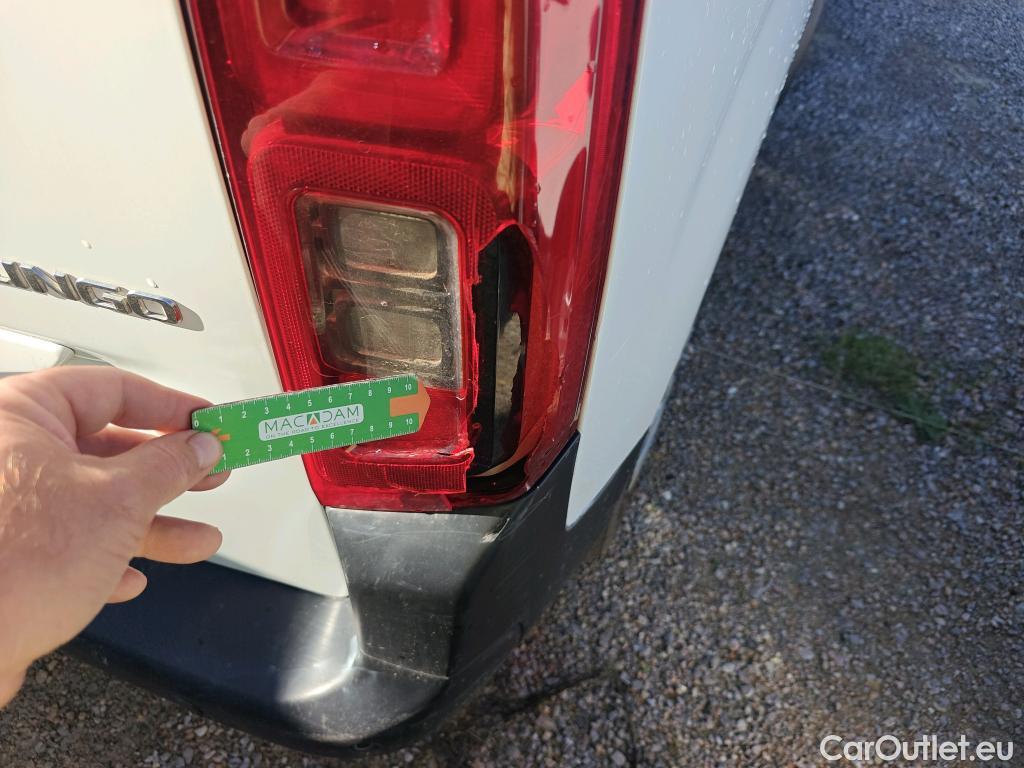 Citroen  Berlingo CITROEN  / 2018 / 5P / monovolumen compacto Talla M BlueHDi 100 S&S FEEL #4