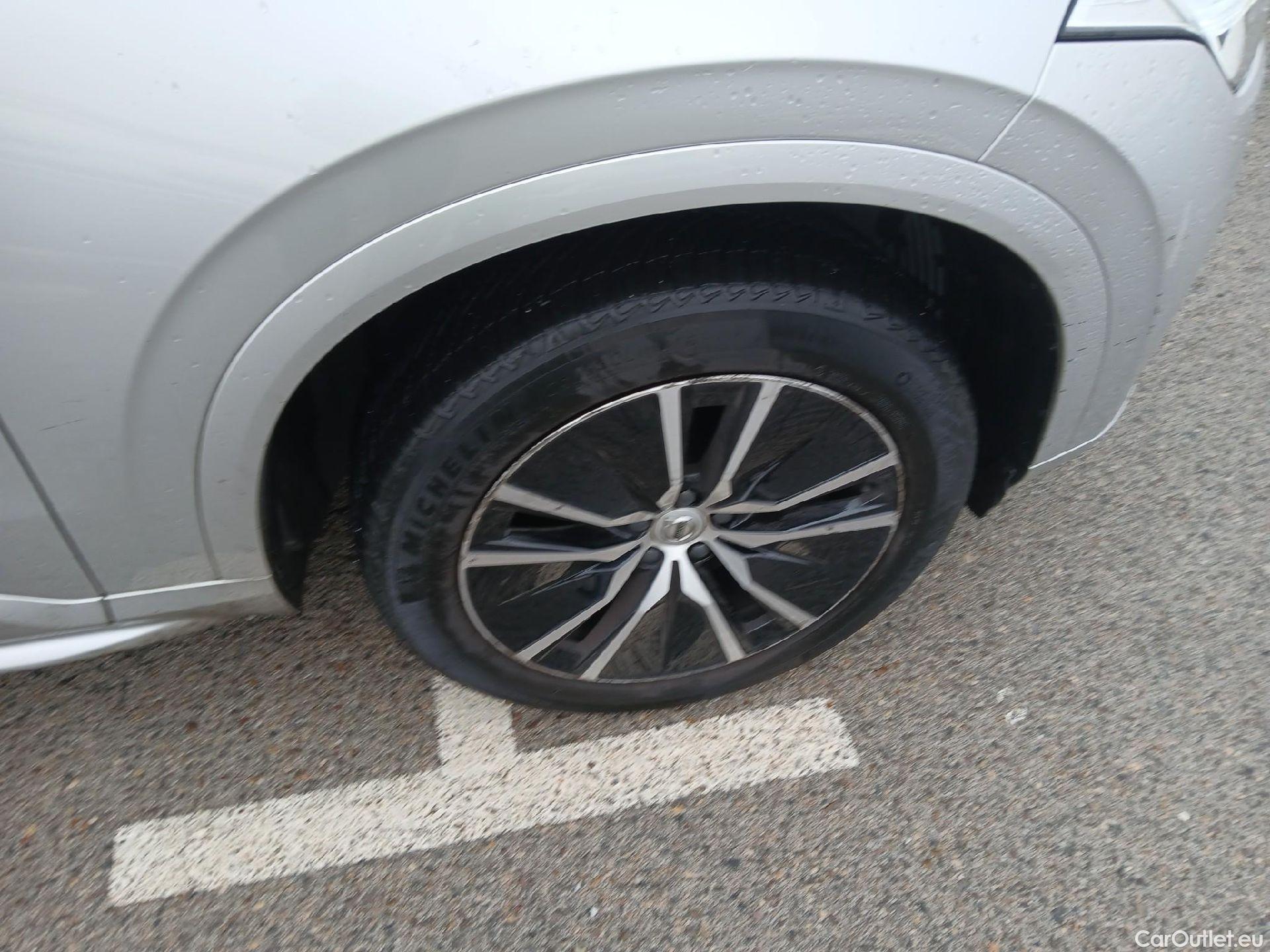 Volvo  XC90 VOLVO  / 2019 / 5P / todoterreno 2.0 B5 D AWD Momentum Pro Auto #14