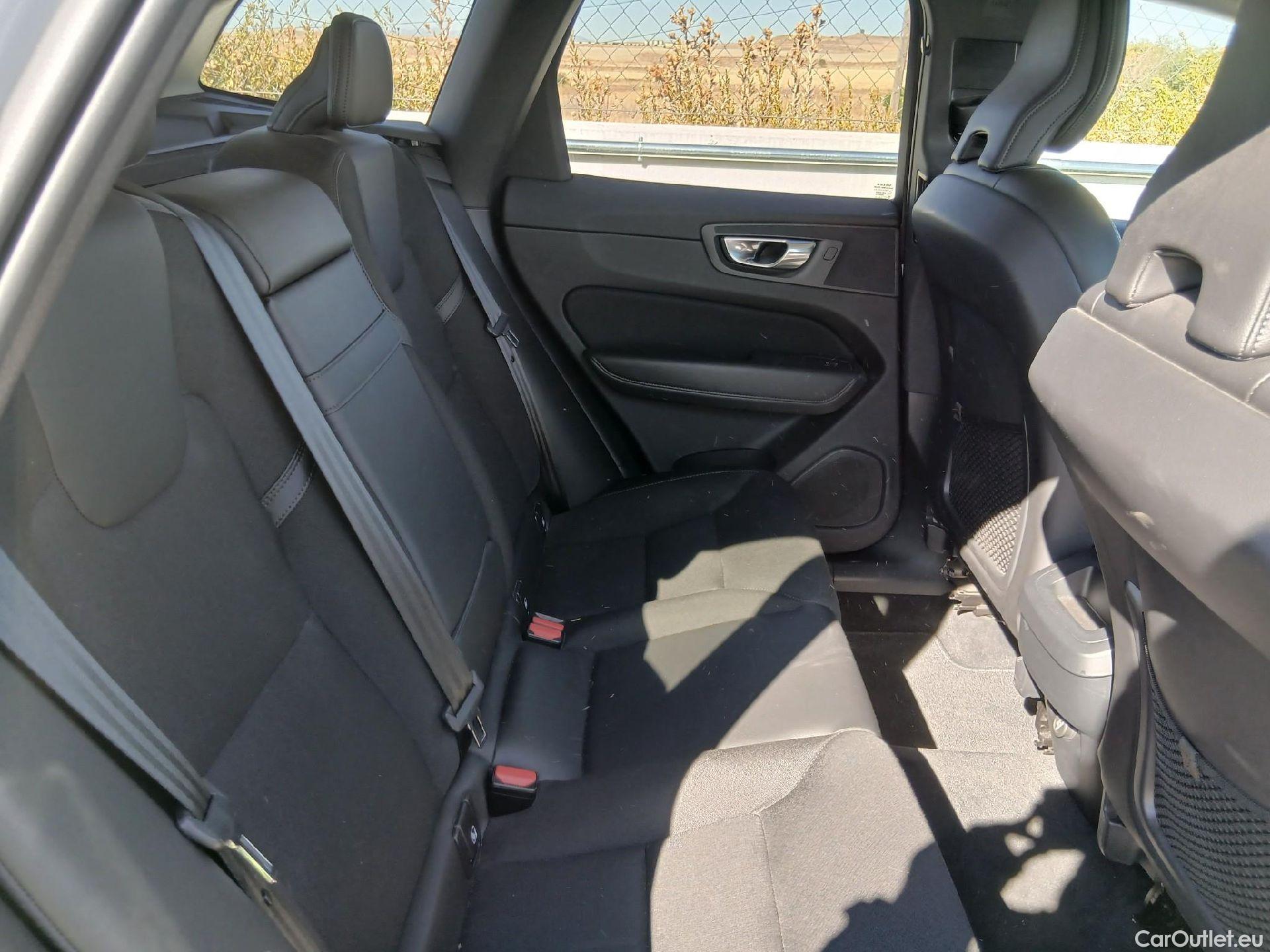 Volvo  XC60 VOLVO  / 2017 / 5P / todoterreno 2.0 D4 Business Plus Auto #7