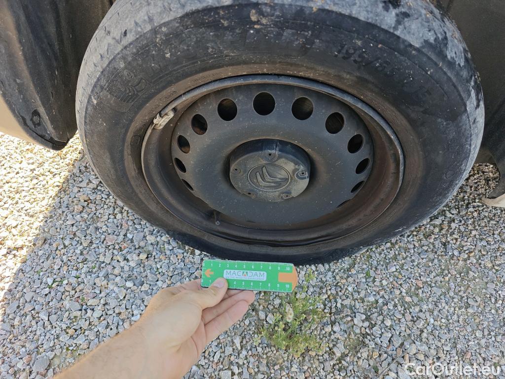 Citroen  Berlingo CITROEN  / 2018 / 3P / furgón derivado de turismo Talla M BlueHDi 100 CONTROL #66