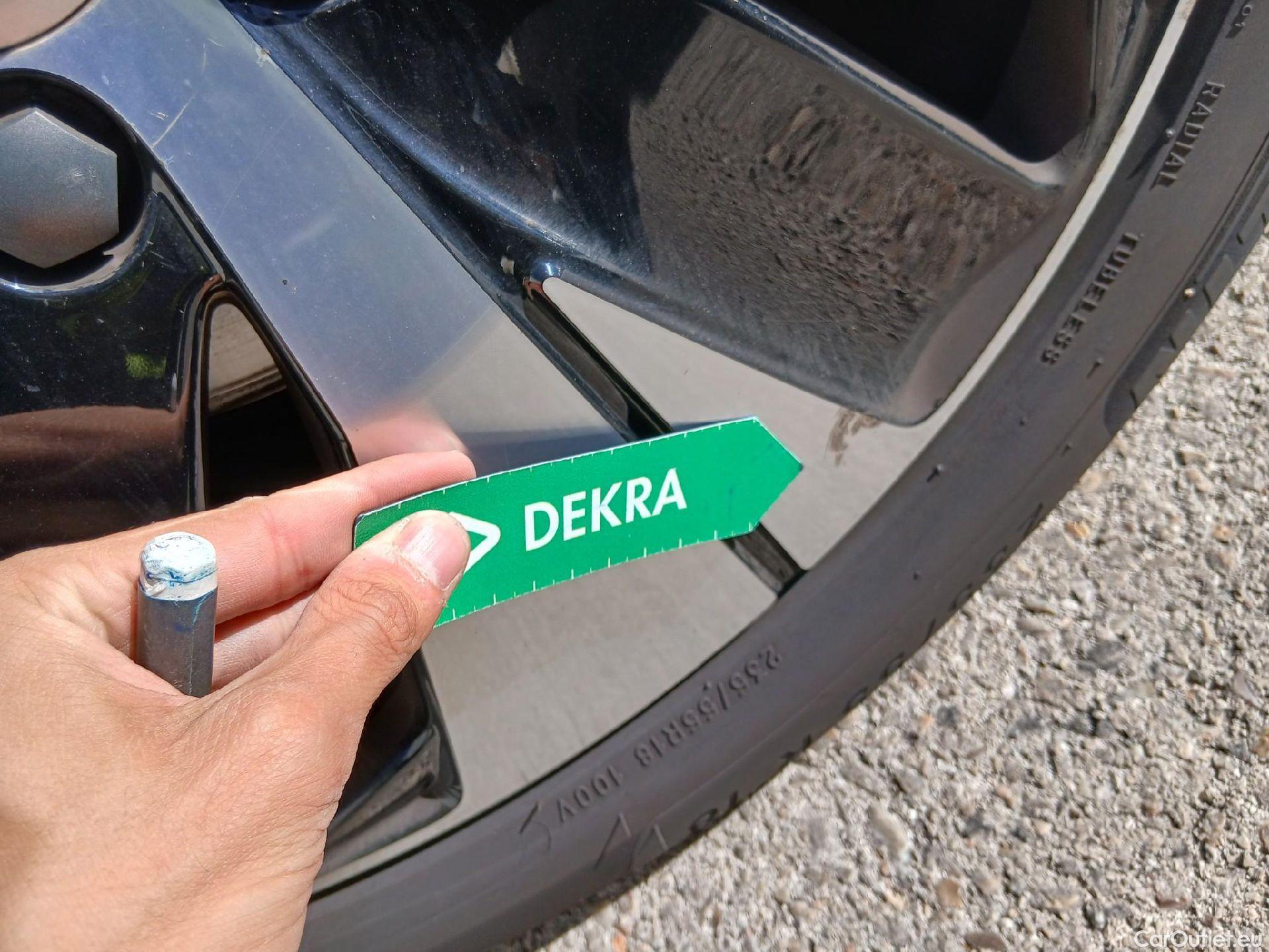  Volvo  XC 40 VOLVO XC40 / 2017 / 5P / todoterreno 2.0 D3 Business Plus Auto #9