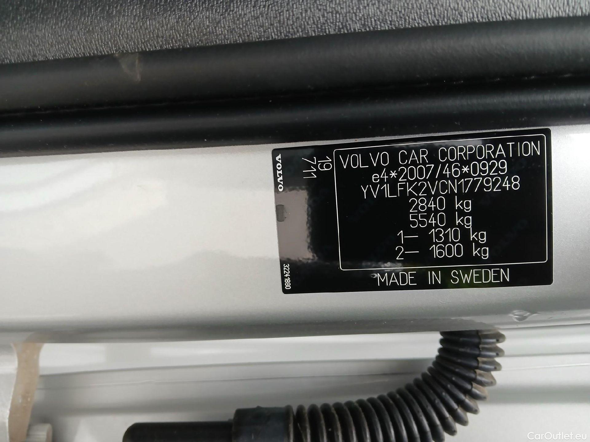 Volvo  XC90 VOLVO  / 2019 / 5P / todoterreno 2.0 B5 D AWD Momentum Pro Auto #17