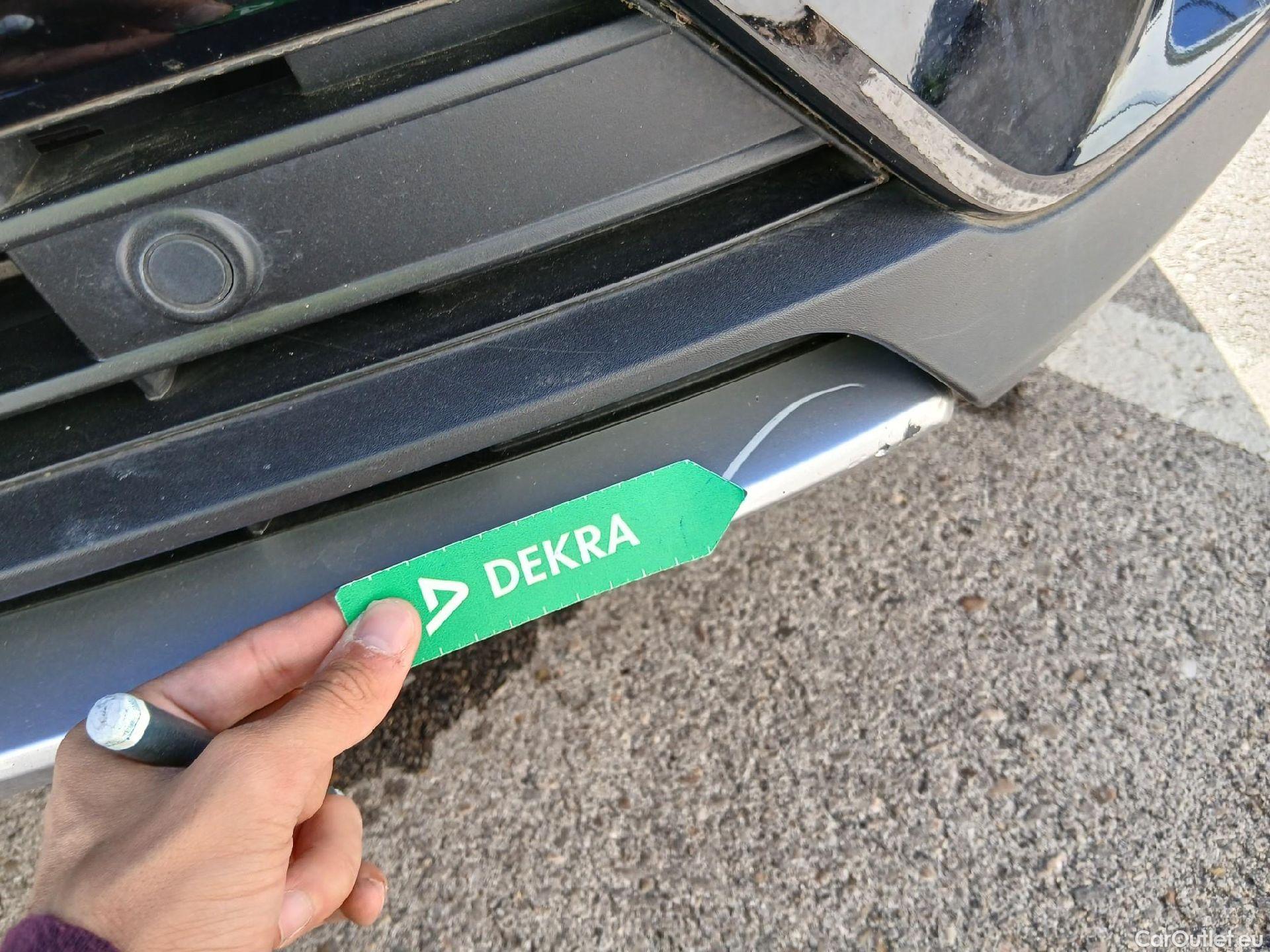  Volvo  XC 40 VOLVO XC40 / 2017 / 5P / todoterreno 2.0 D3 Business Plus Auto #6