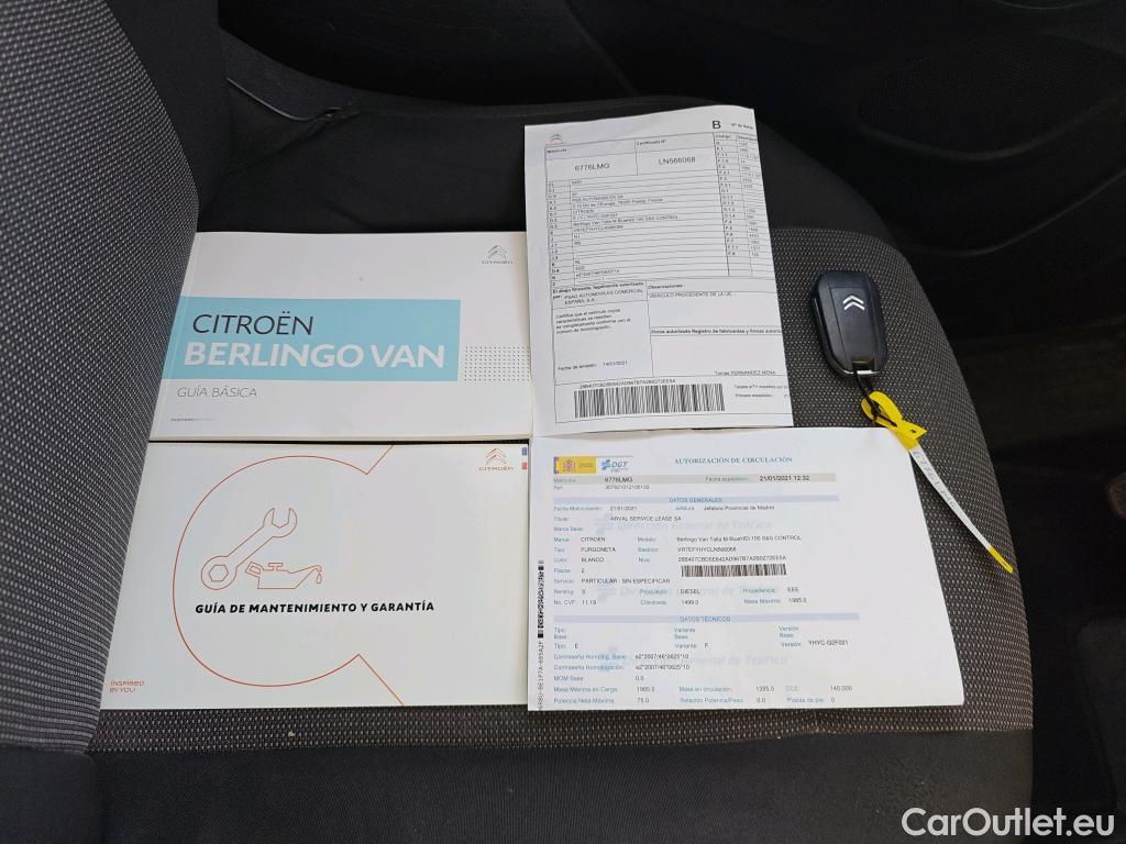Citroen  Berlingo CITROEN  / 2018 / 3P / furgón derivado de turismo Talla M BlueHDi 100 CONTROL #9