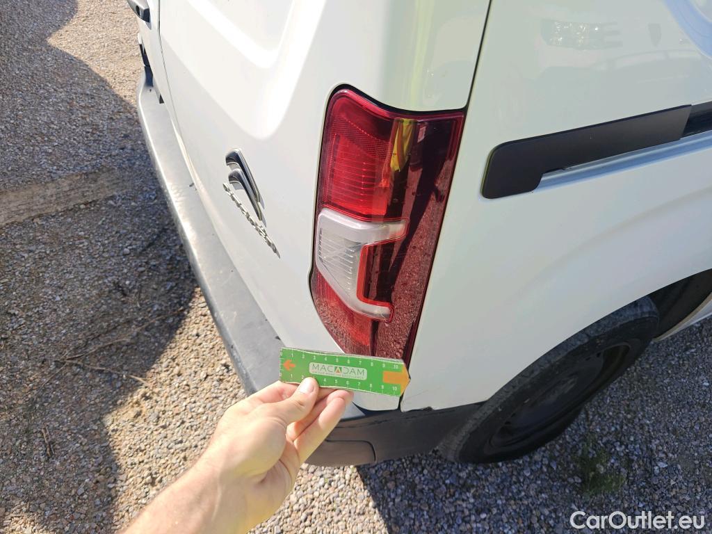 Citroen  Berlingo CITROEN  / 2018 / 3P / furgón derivado de turismo Talla M BlueHDi 100 CONTROL #13