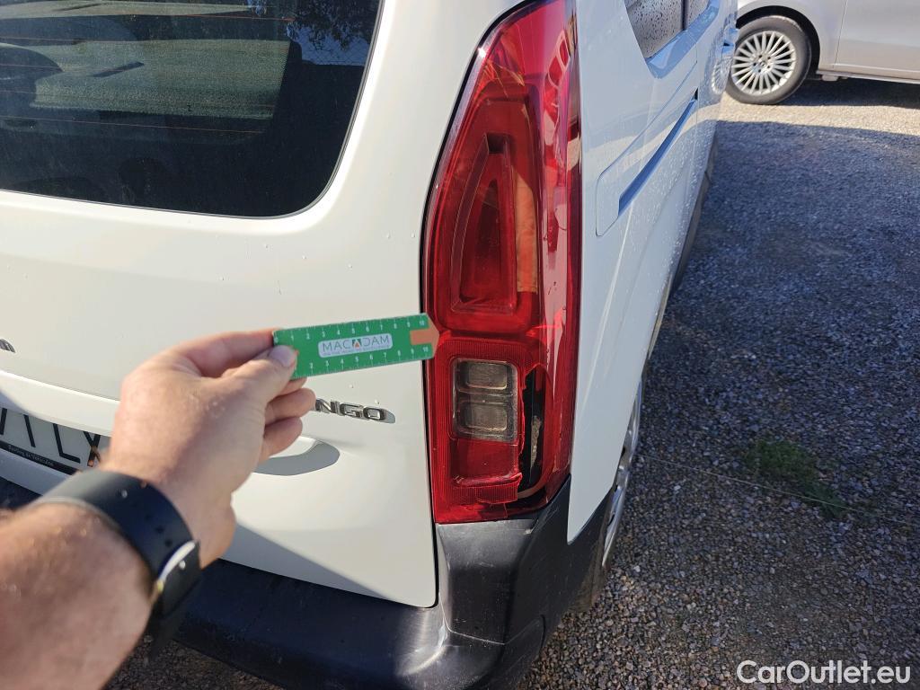 Citroen  Berlingo CITROEN  / 2018 / 5P / monovolumen compacto Talla M BlueHDi 100 S&S FEEL #3