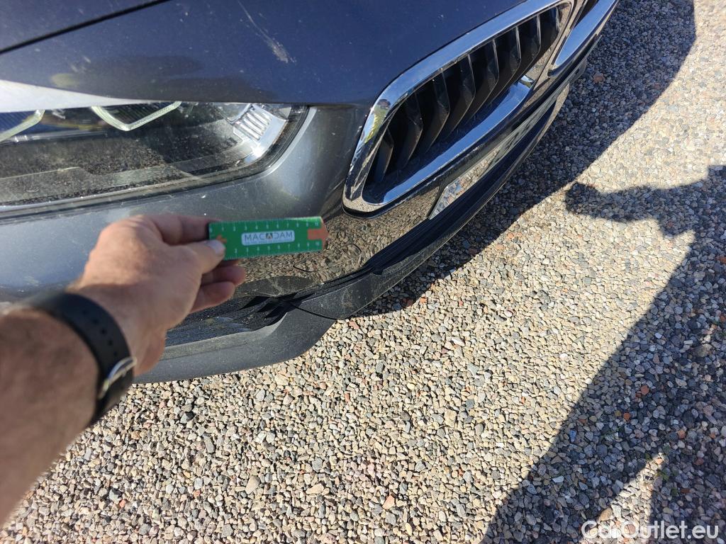  Bmw  X2 BMW  / 2017 / 5P / todoterreno sDrive18d (AC) #8